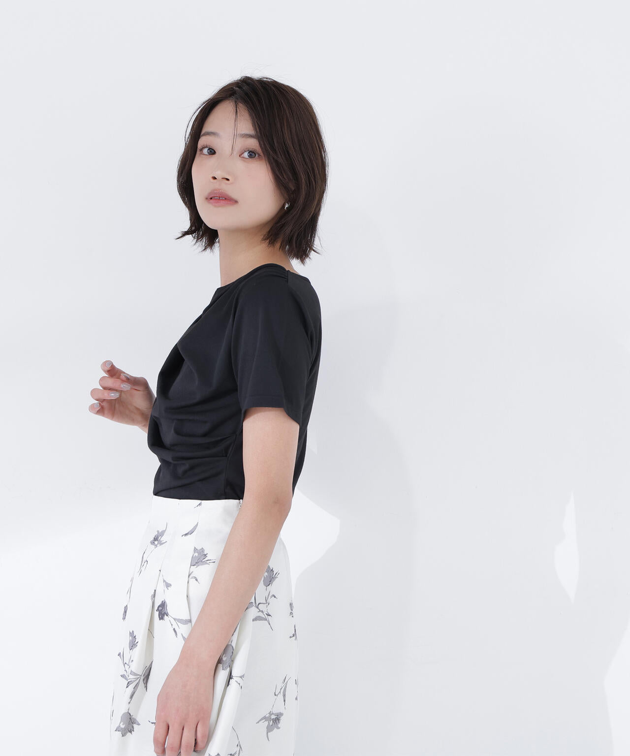 ☆美品☆ナチュラルビューティーベーシック カットソー フリル 