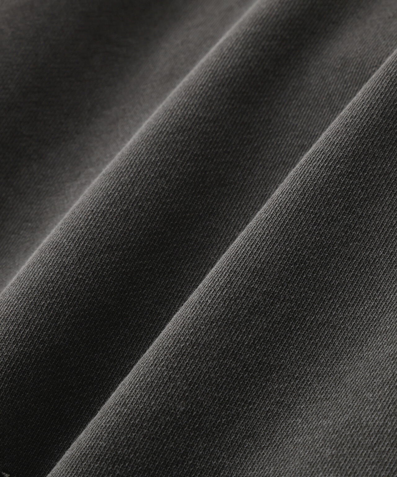 ロゴ刺繍スウェットプルオーバー