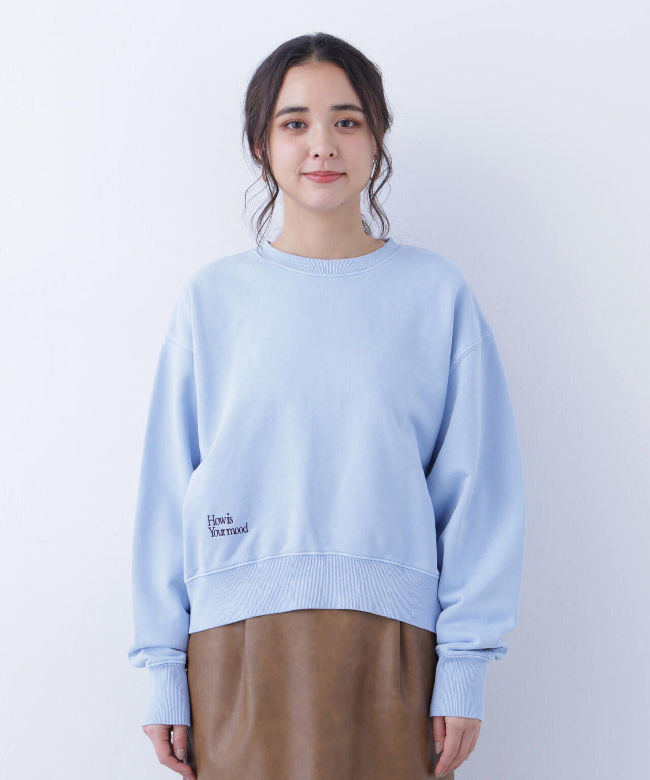 ロゴ刺繍スウェットプルオーバー