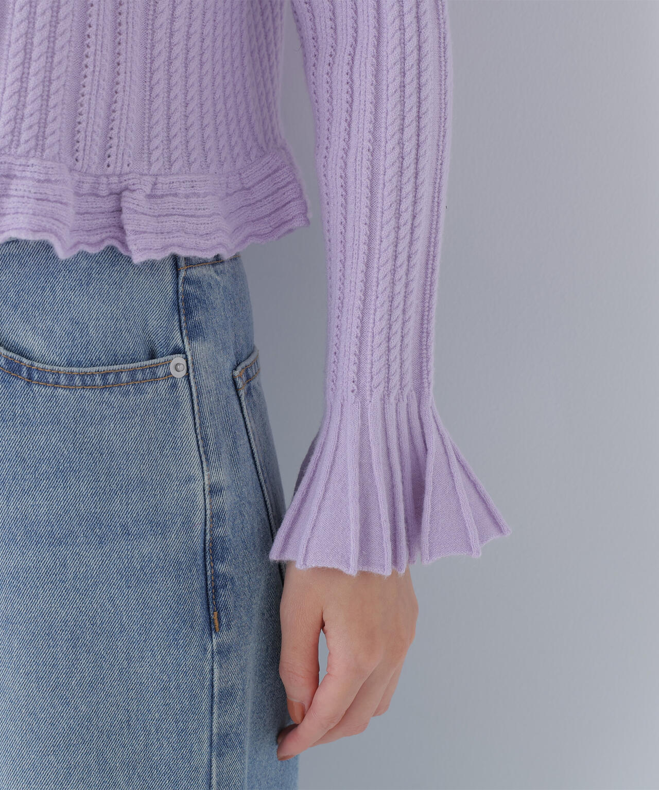 ミニケーブルフリルニット