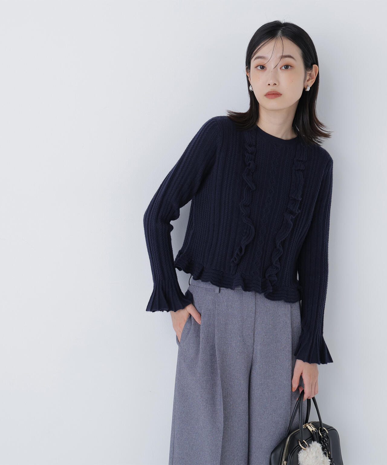 ミニケーブルフリルニット