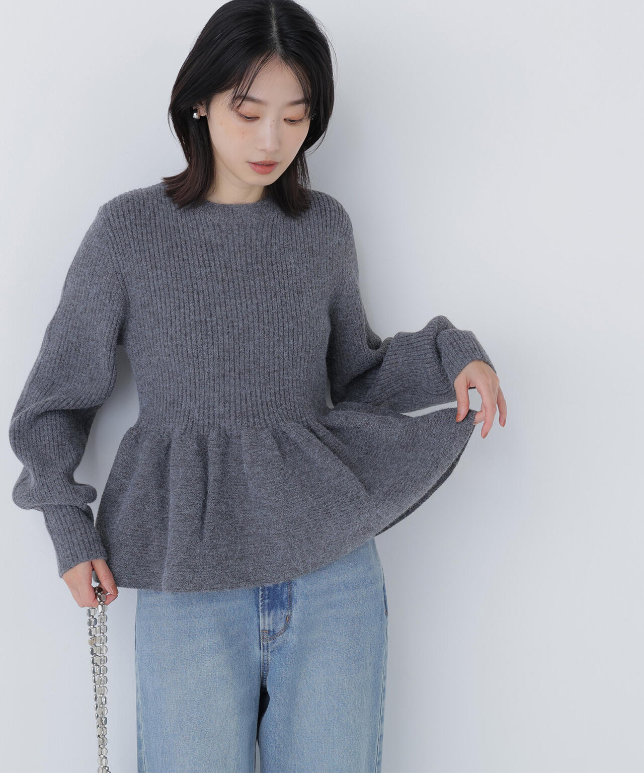 ペプラムフォルムトップス（ネイビー） 有楽町マルイ・mix.tokyo 限定カラー：ネイビー】フォルムペプラム