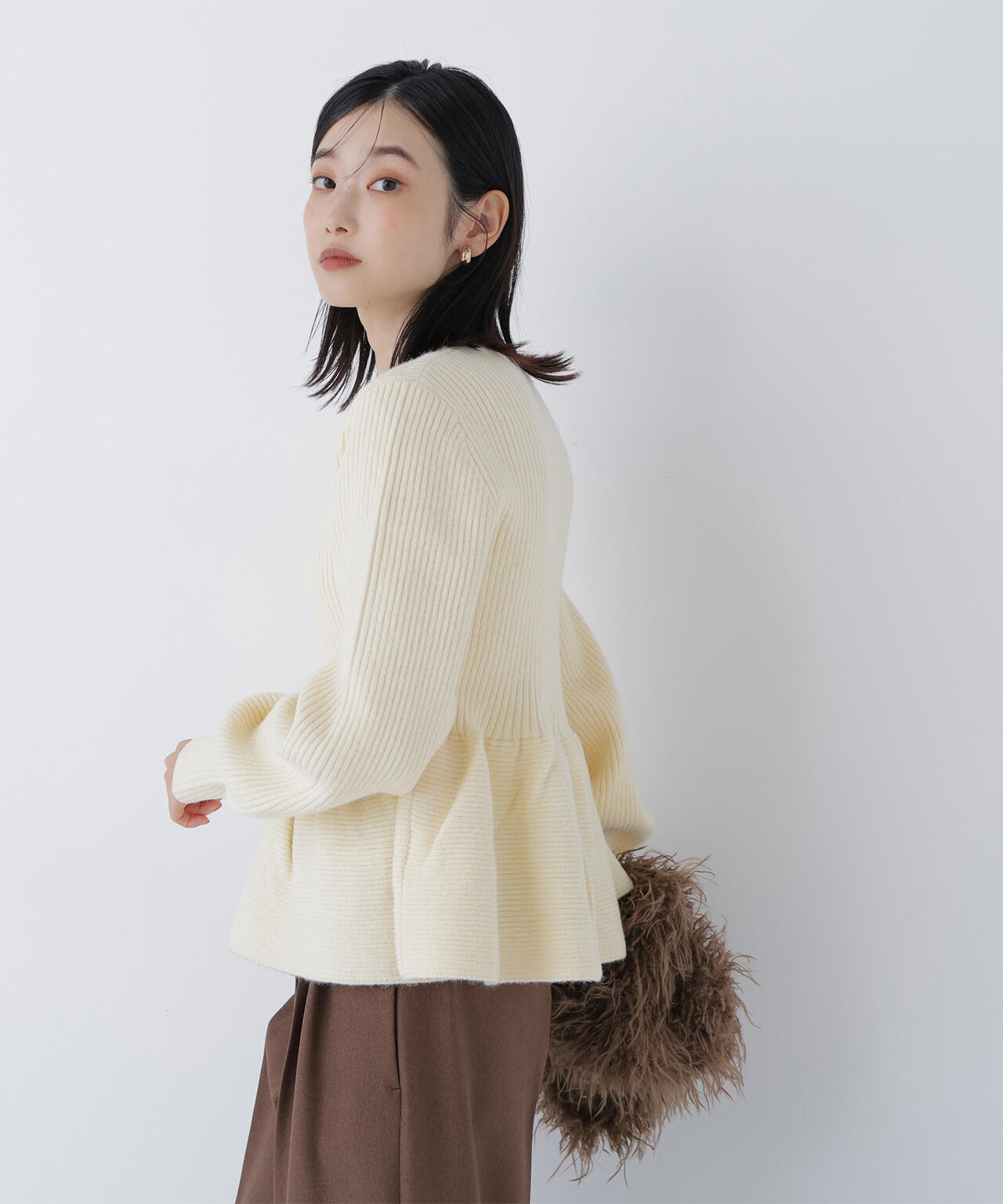 ペプラム　ニット 宅配便】ペプラム ニット トップス ベルスリーブ レディース／tops2174