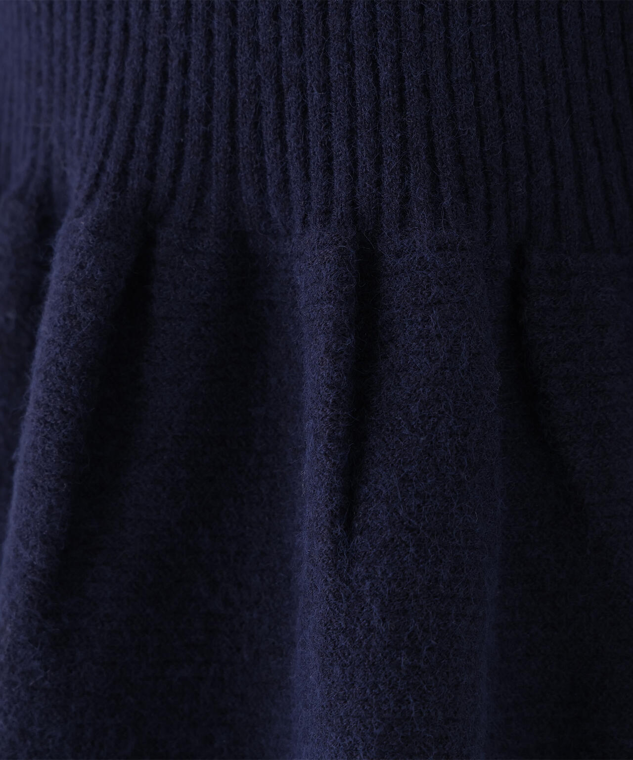 有楽町マルイ・mix.tokyo 限定カラー：ネイビー】フォルムペプラム