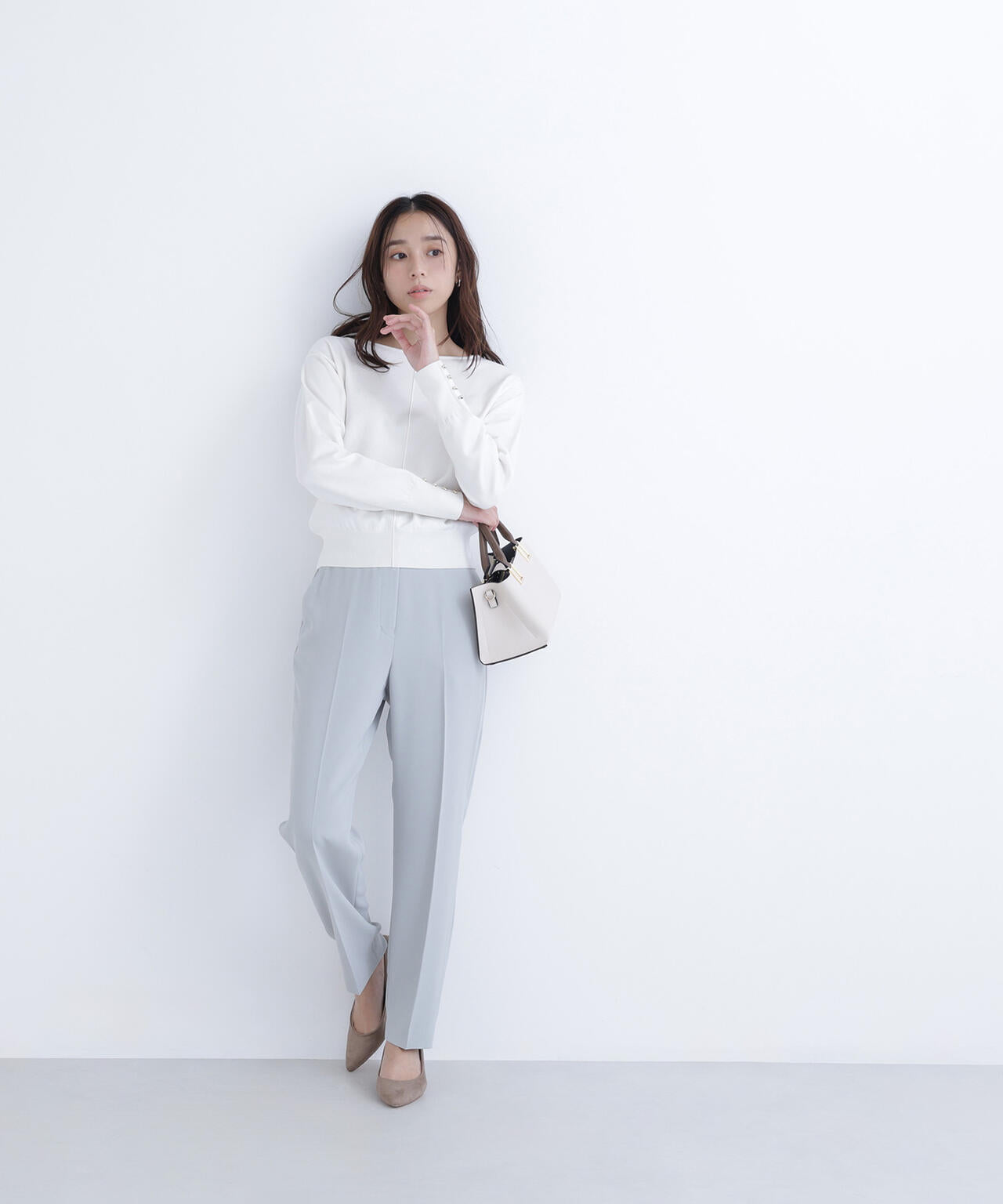 フロントラインドルマンニット