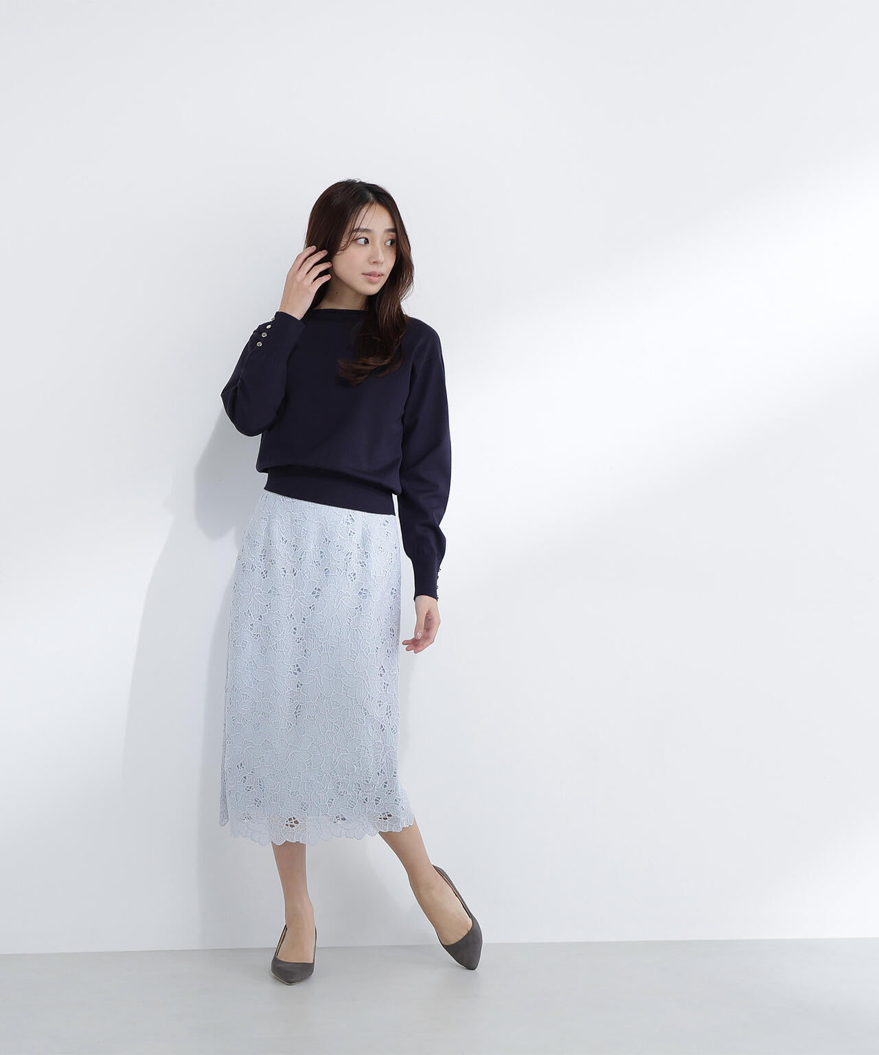 フロントラインドルマンニット