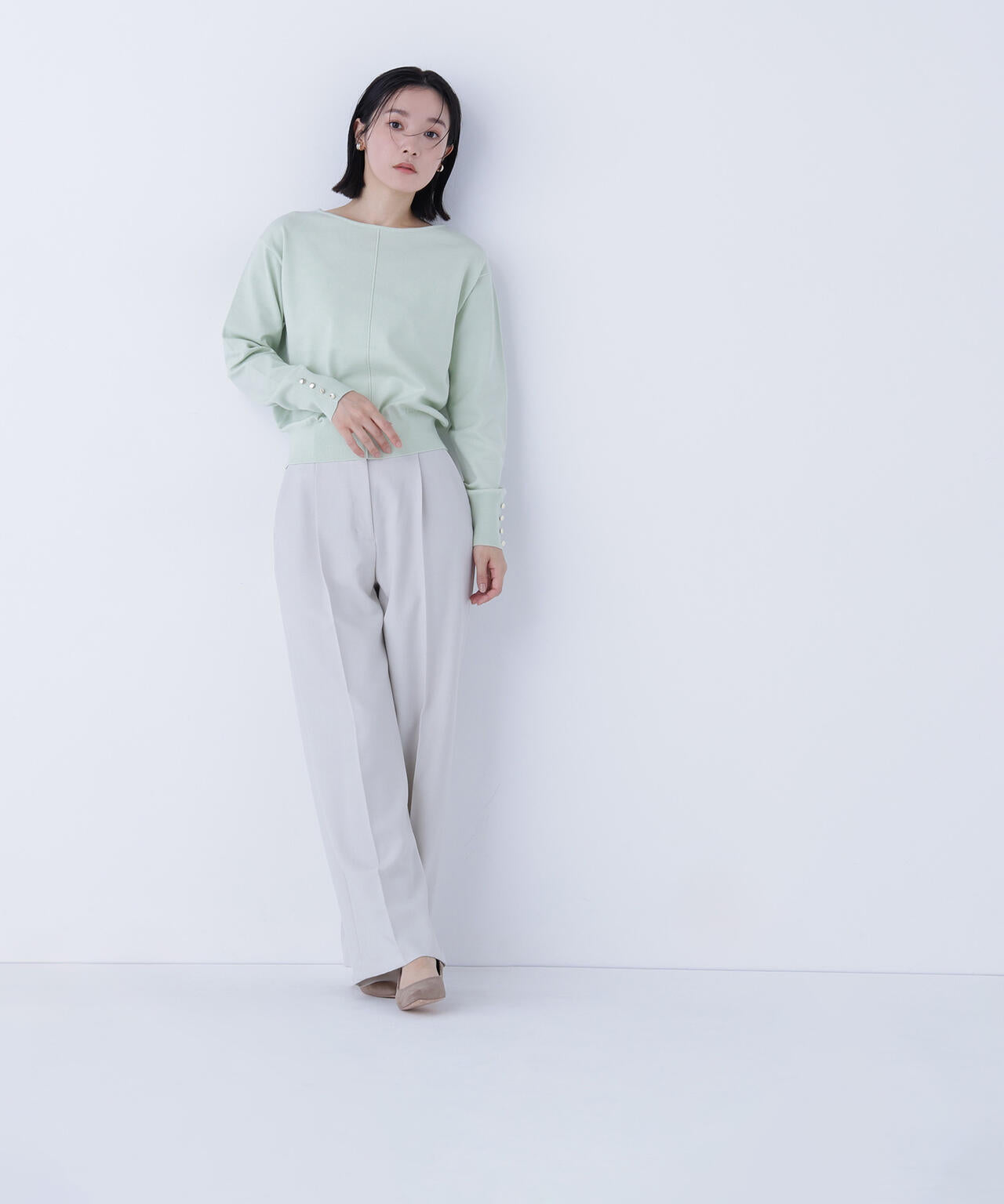 フロントラインドルマンニット