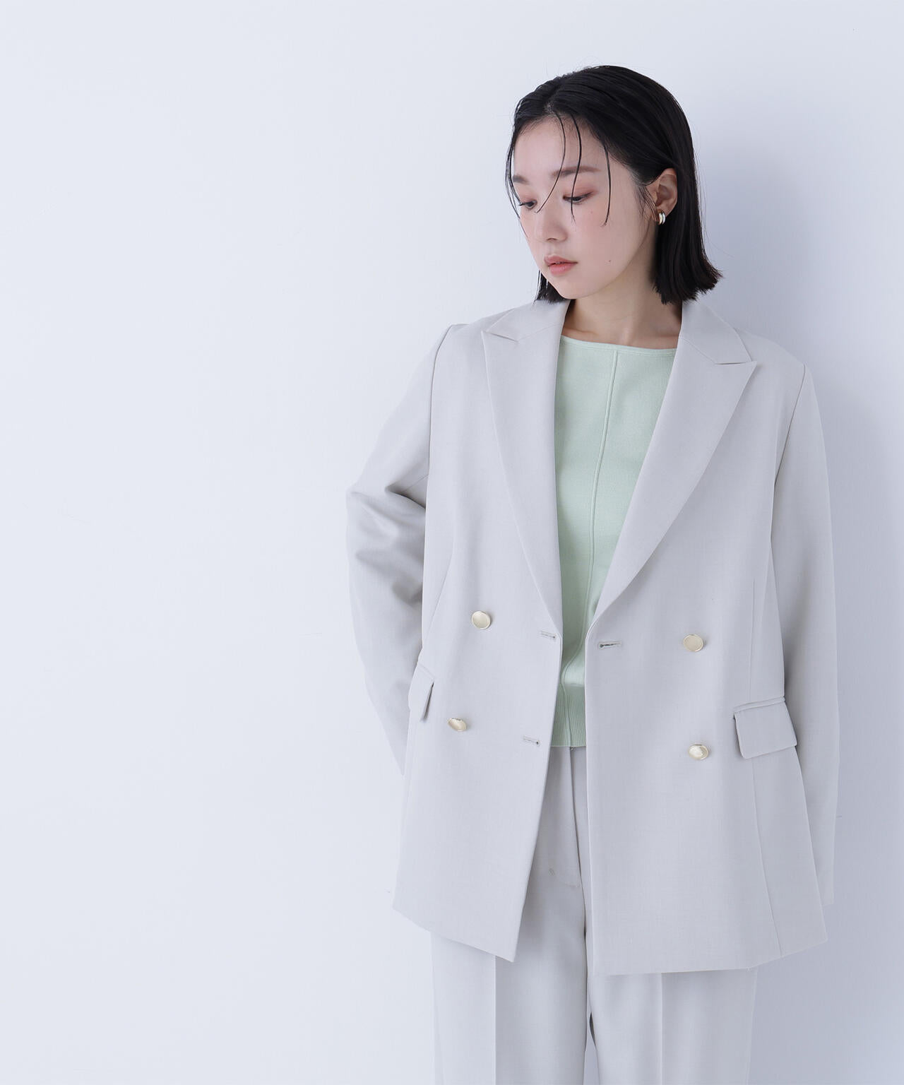 フロントラインドルマンニット