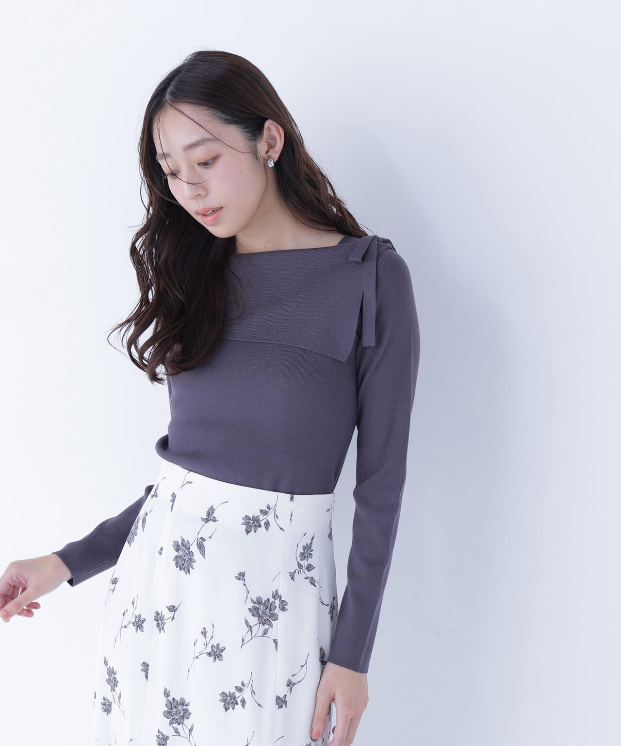 サイドリボンニット