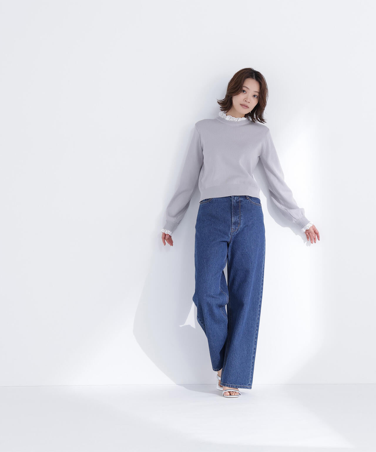 レースフリルドッキングニット