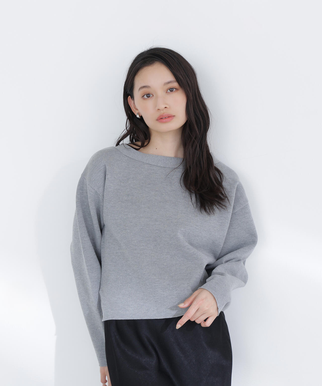 スウェットライクフォルムニット