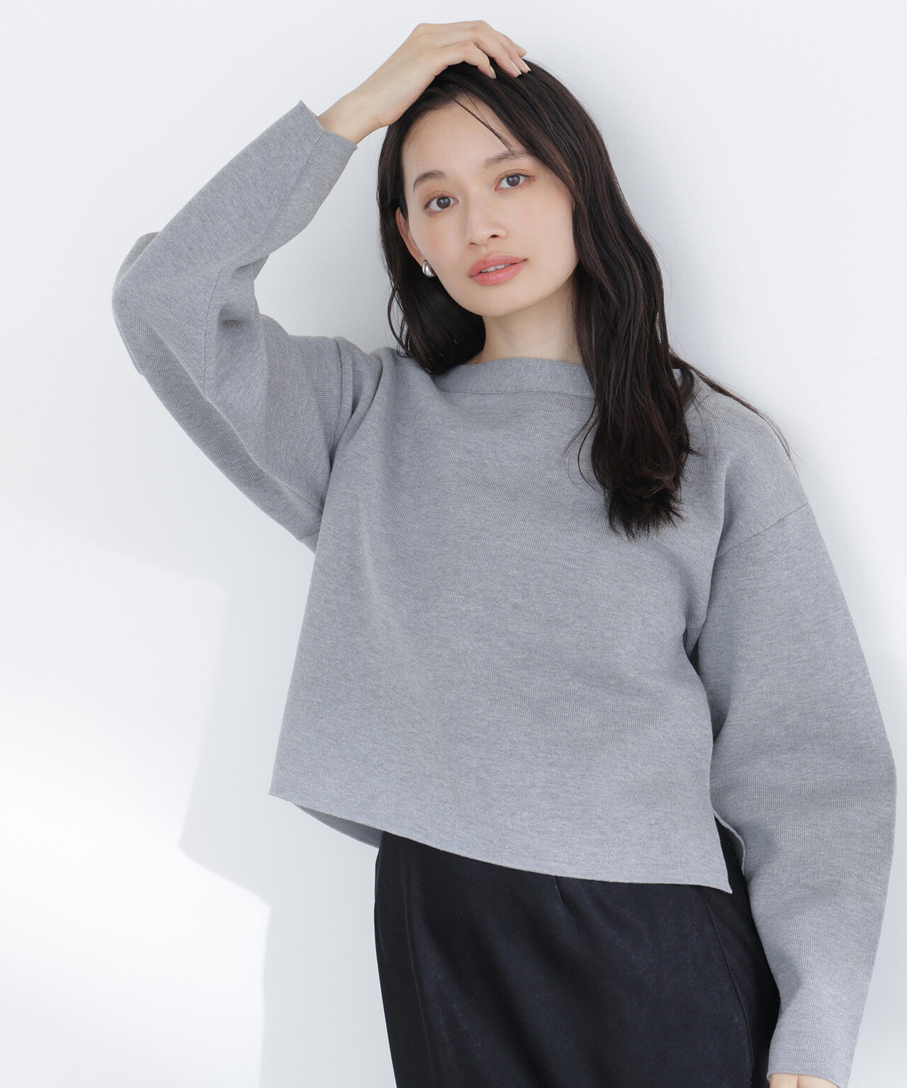 スウェットライクフォルムニット