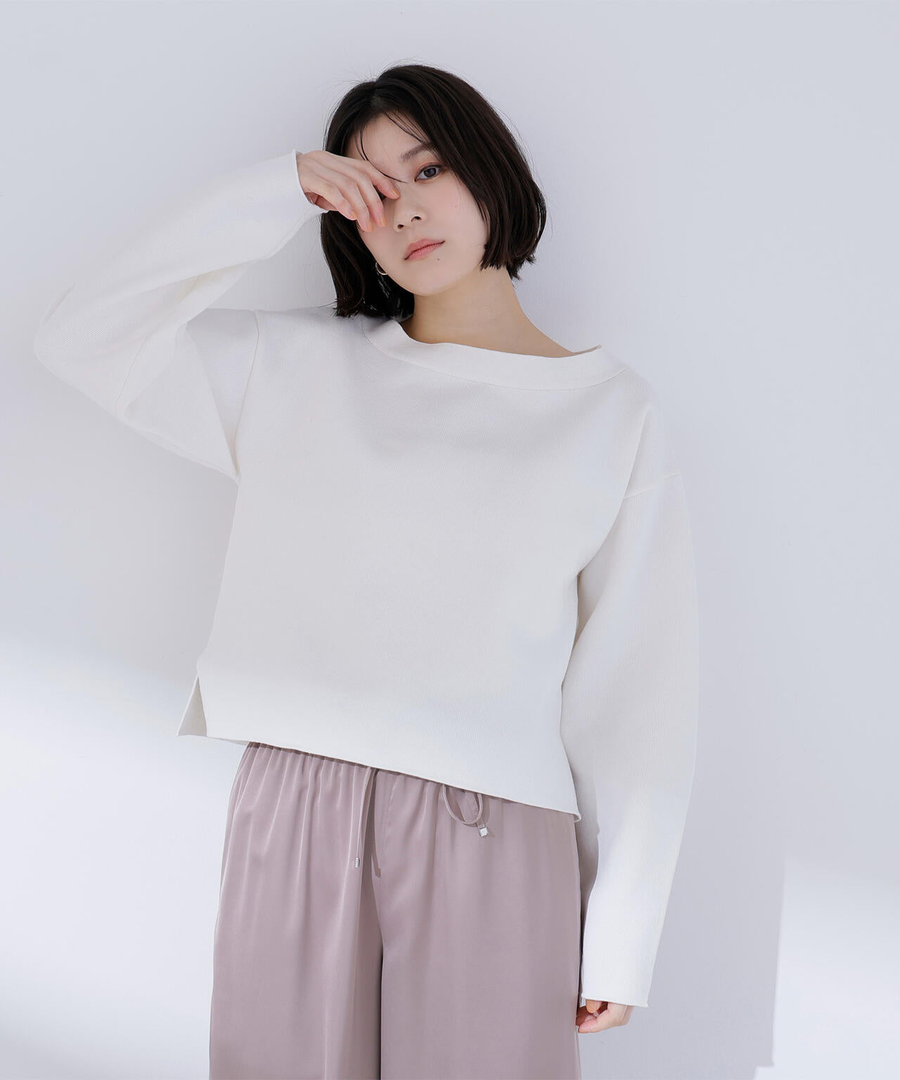 スウェットライクフォルムニット