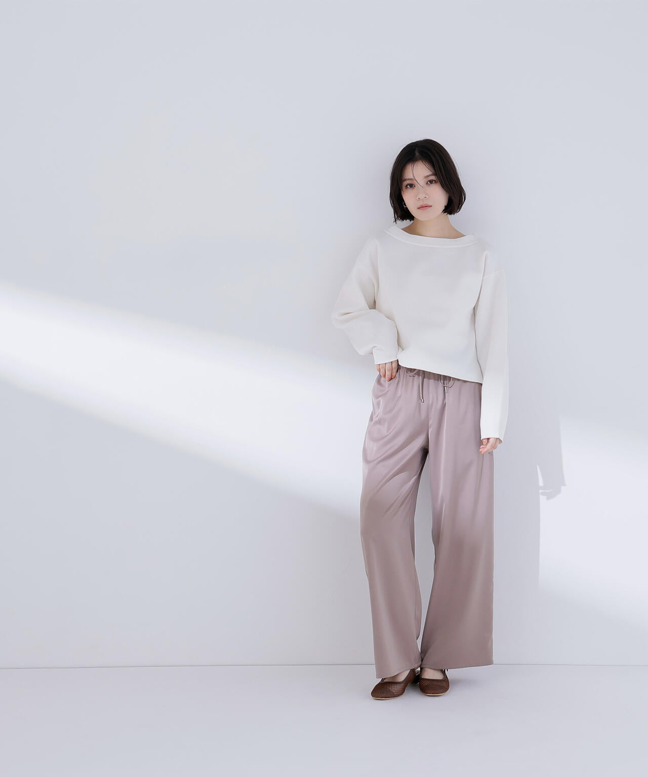 スウェットライクフォルムニット