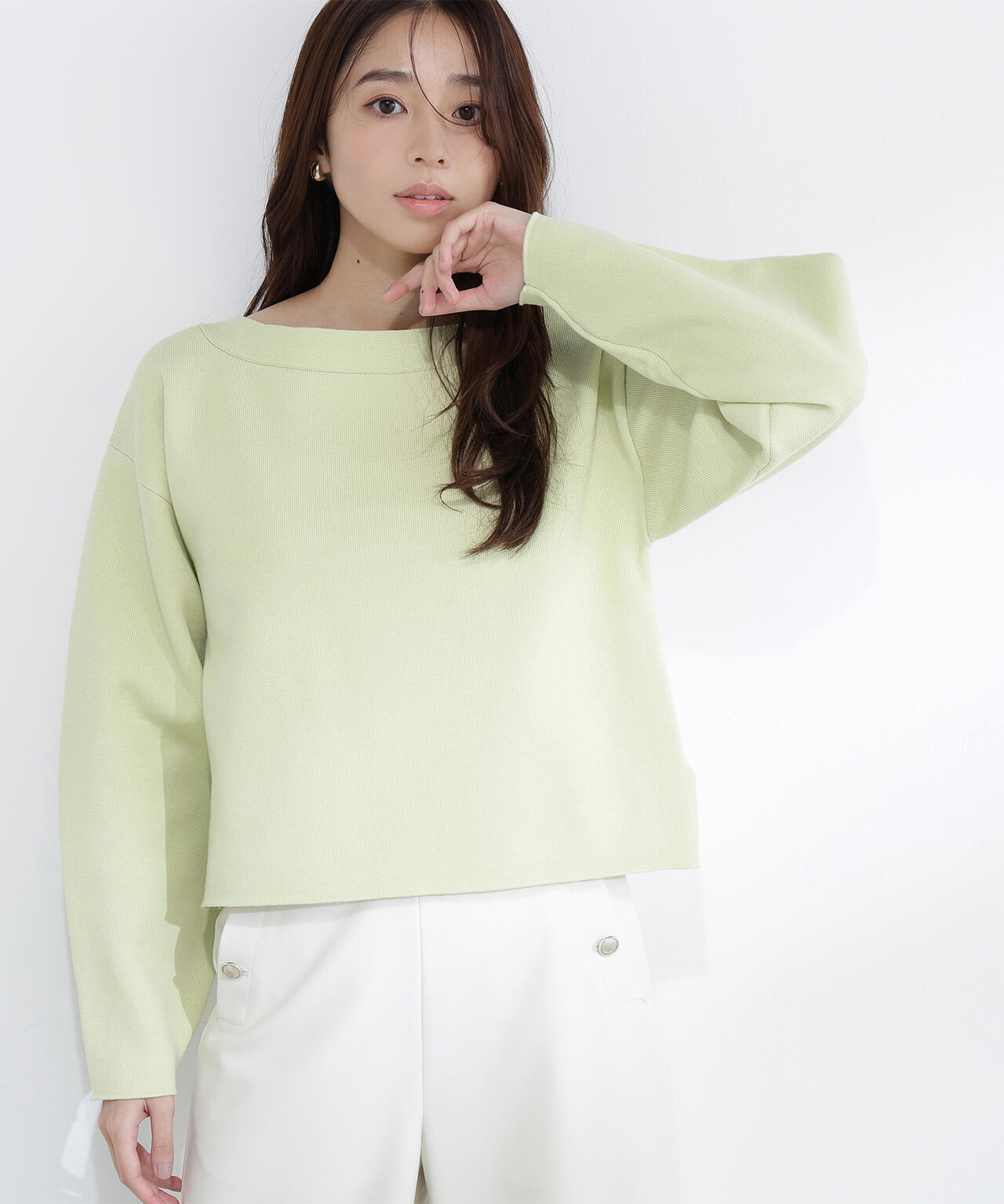 スウェットライクフォルムニット