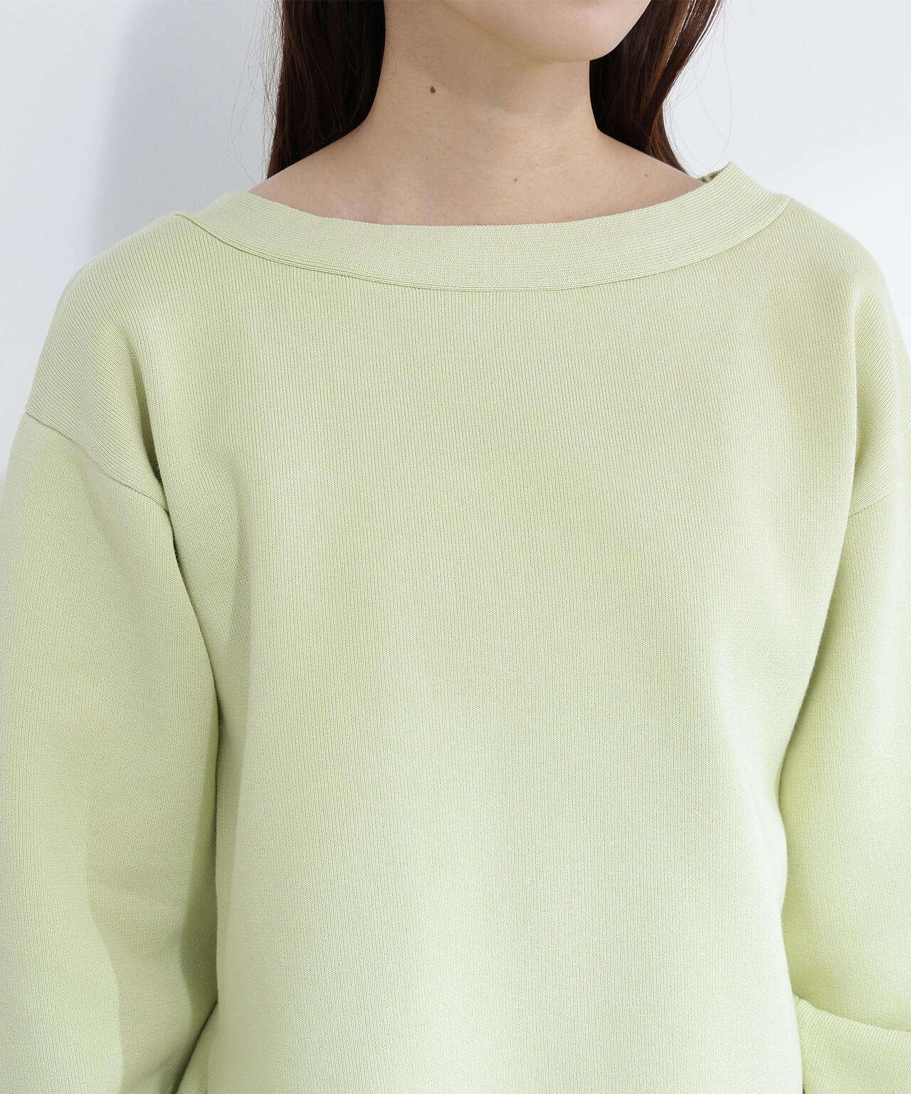 スウェットライクフォルムニット