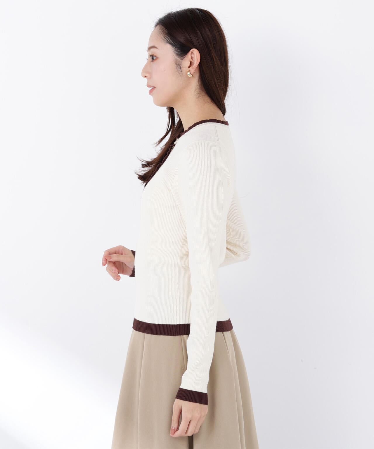 バイカラーフリルトリムニット