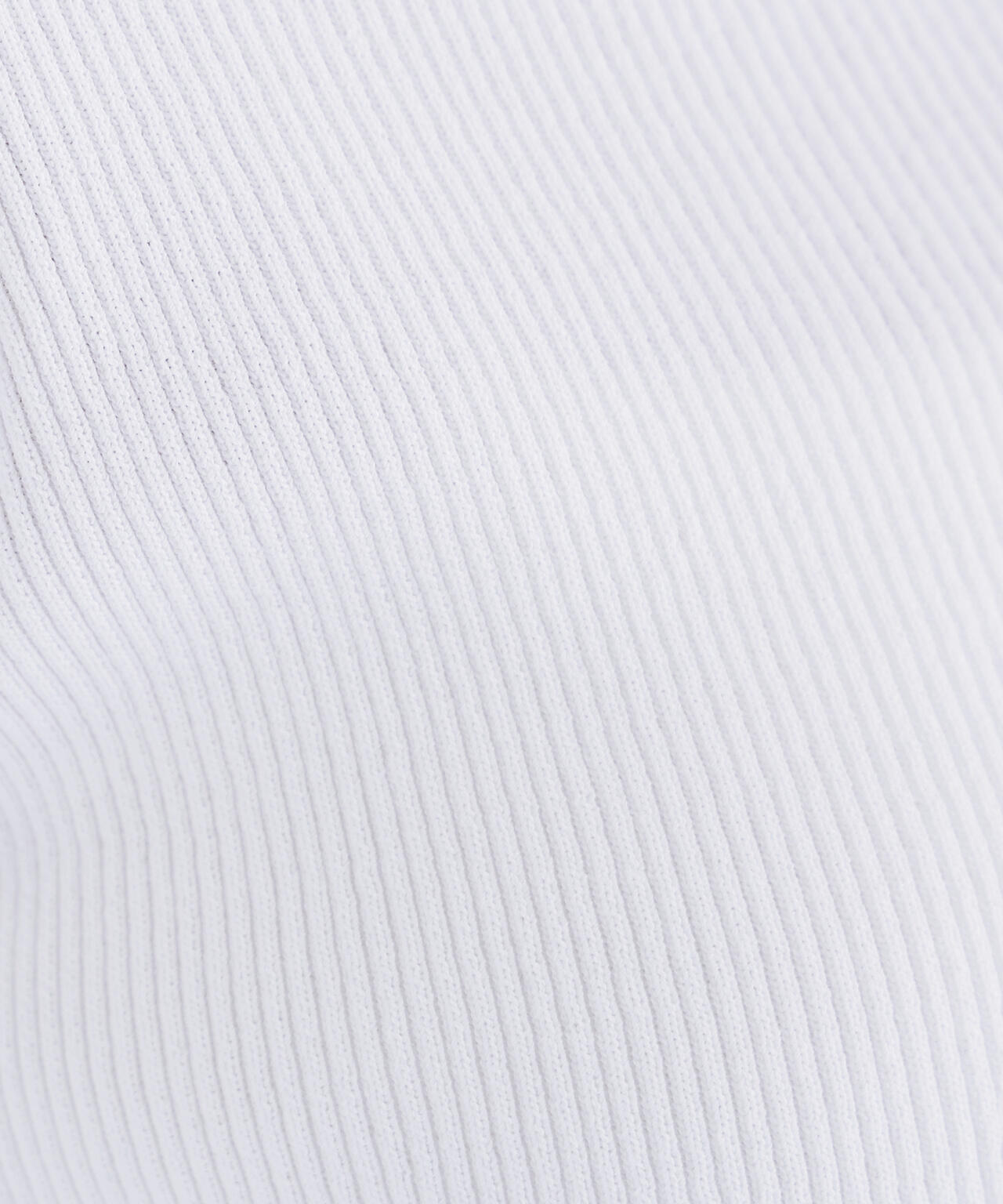 メタルボタンシアーラインニット