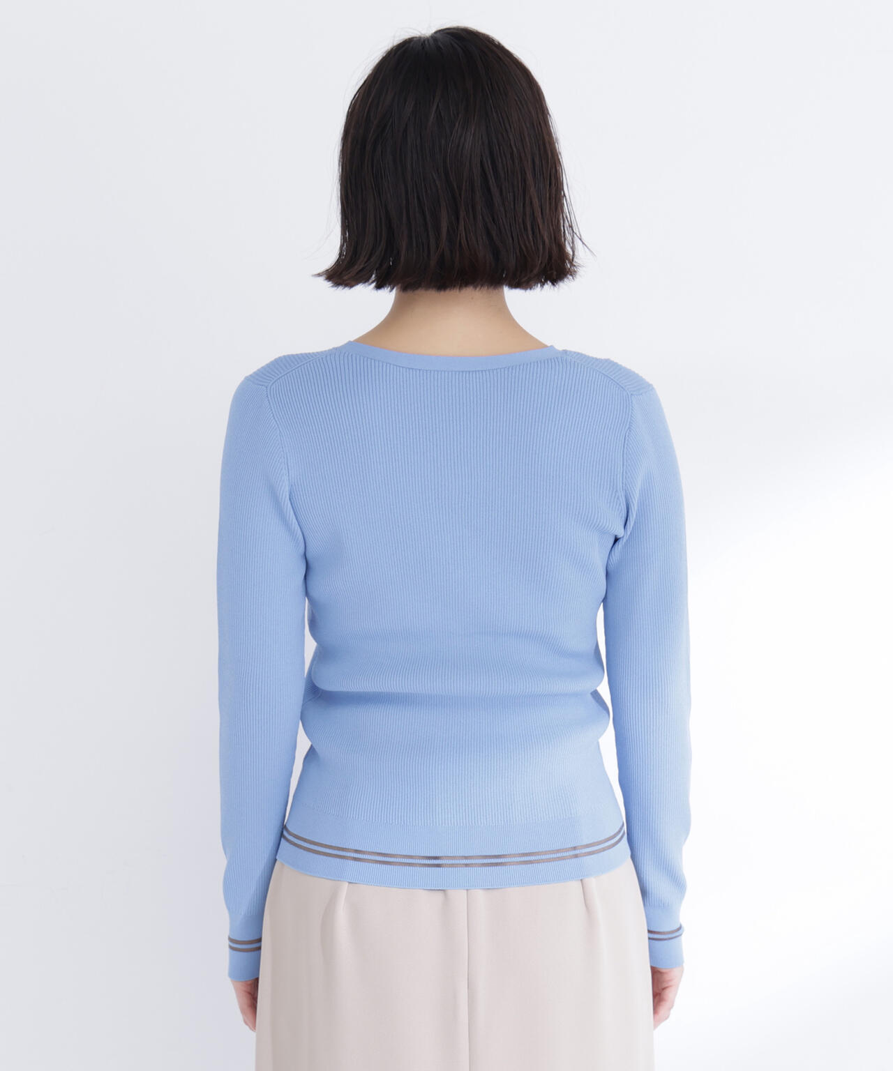 メタルボタンシアーラインニット