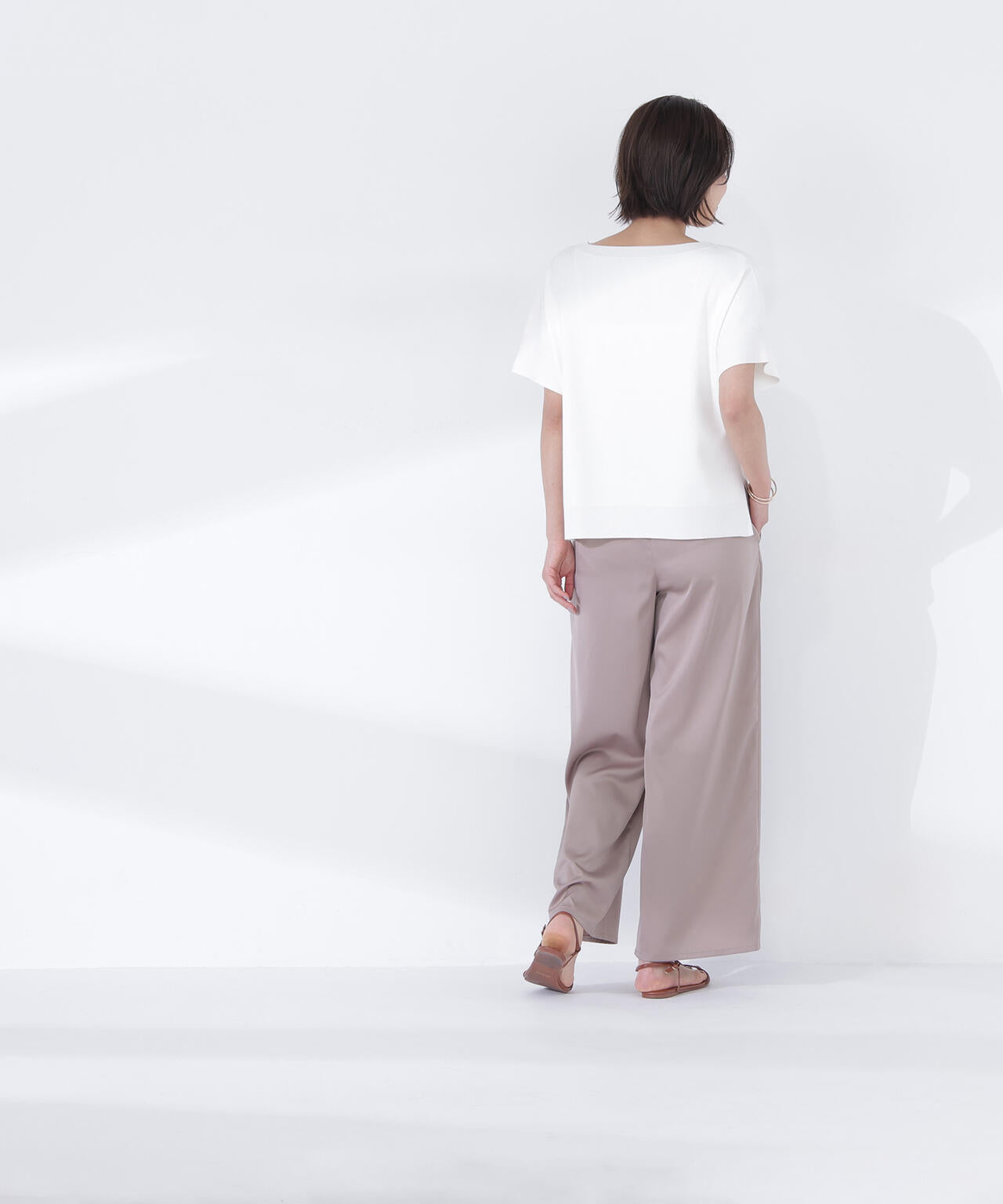 <sweet掲載>総針ベーシック Vネックニット