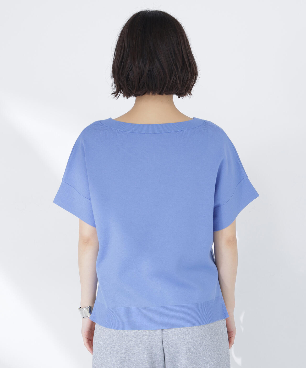 総針ベーシック Vネックニット | NATURAL BEAUTY BASIC（ナチュラル