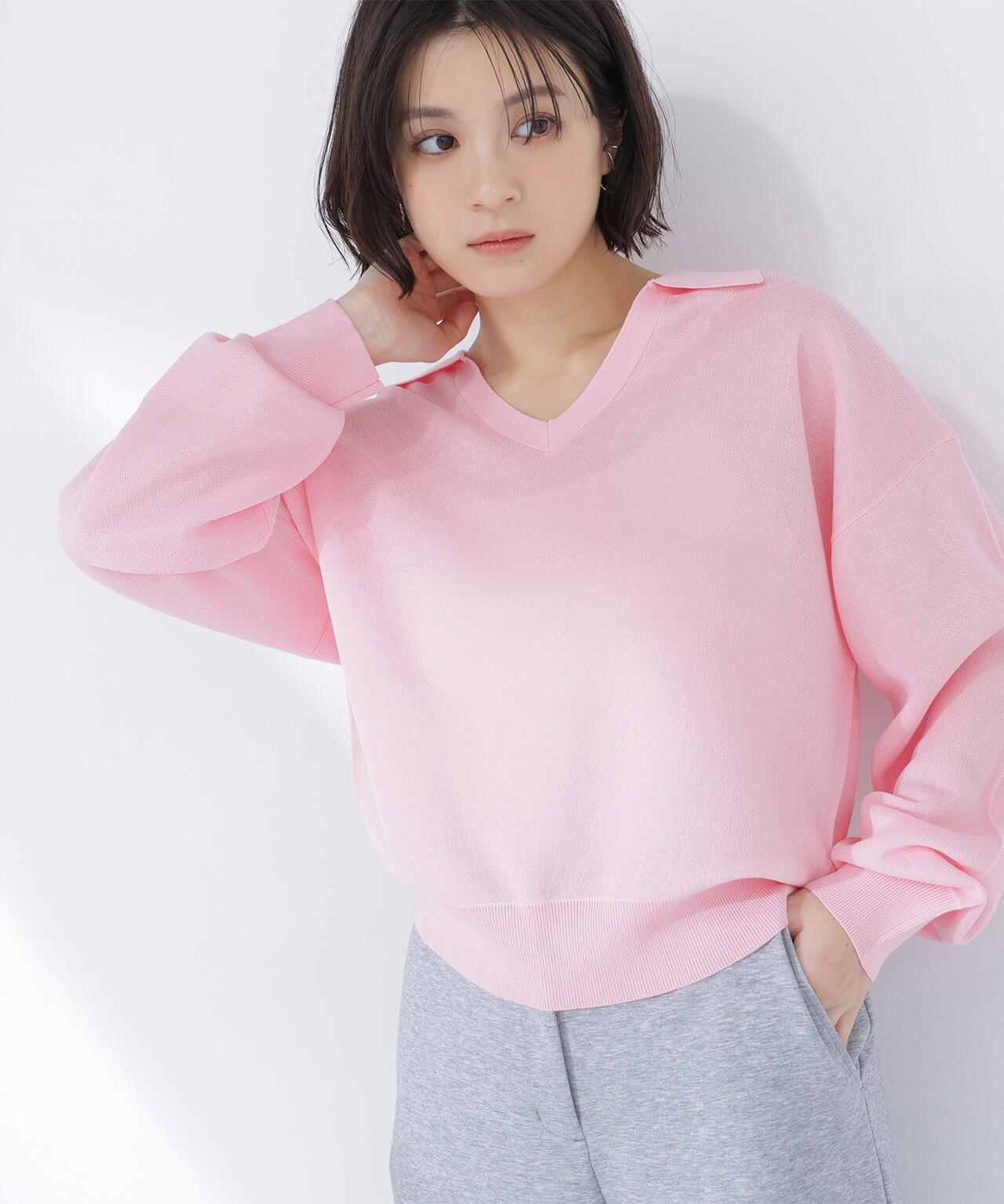 ❤️BIKKEMBERGS❤️かわいい ピンクストレッチ セーター ジッパー付き♪ 4e7b4b28f96324703c501e4812aad6