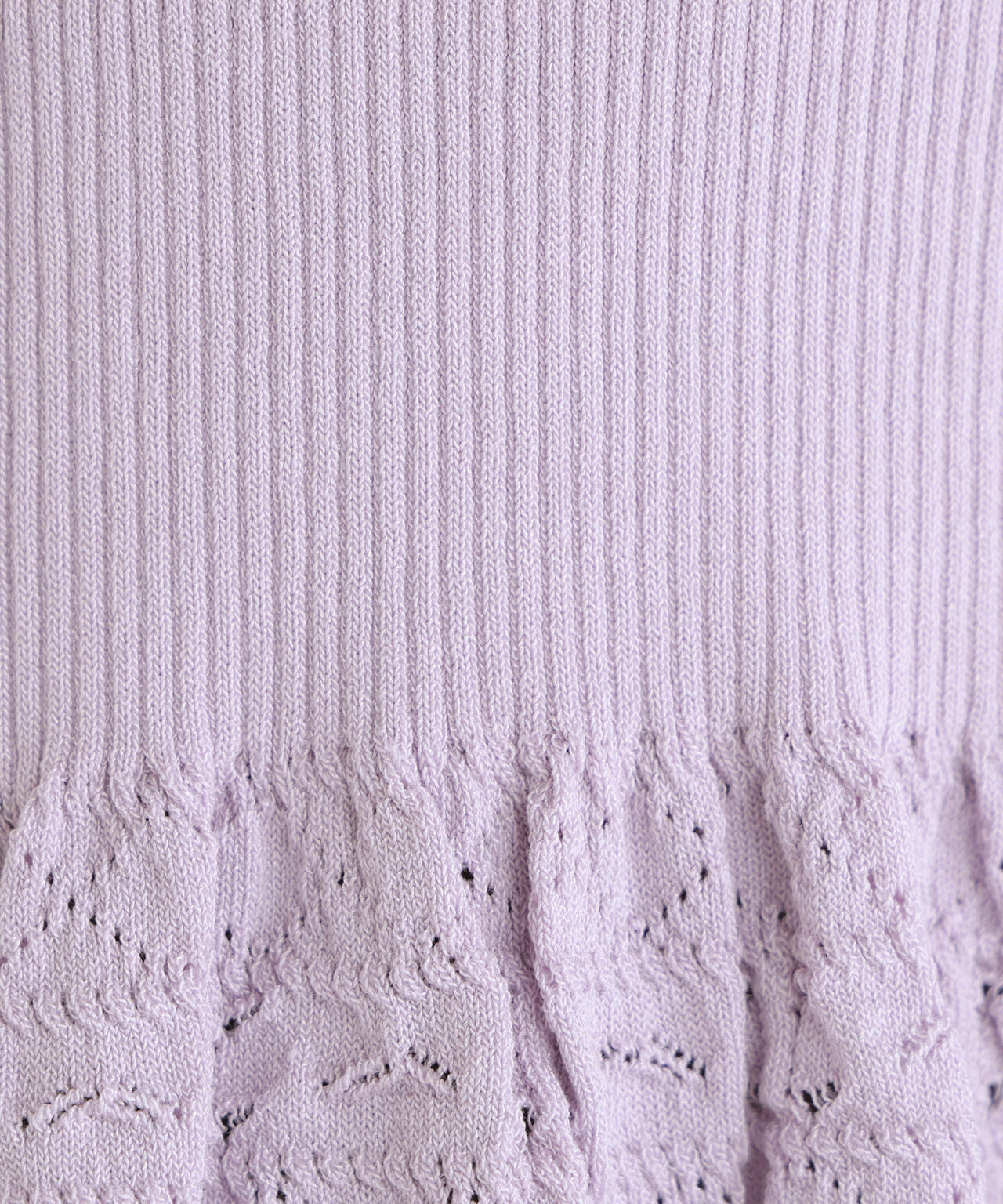 柄編みフレアスリーブニット