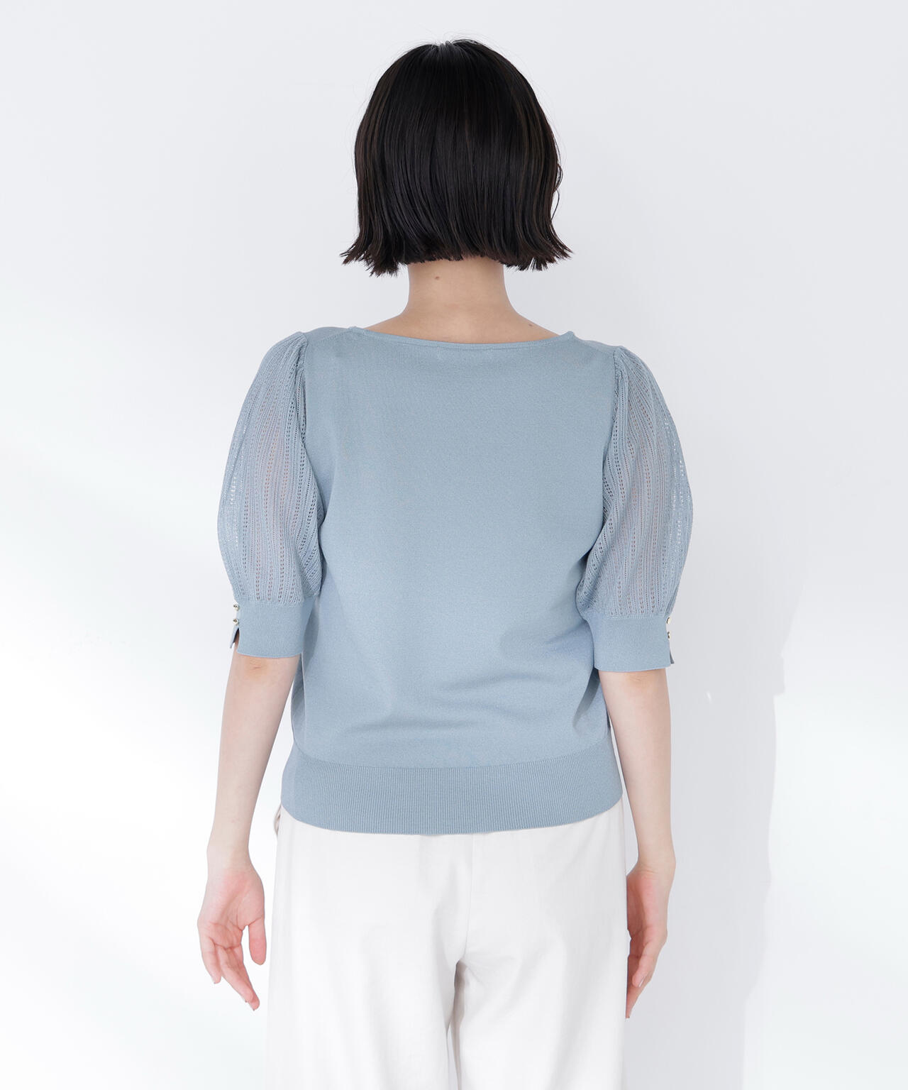 身長165　B:80 W:59 / H:85 / S:23.5 着用サイズ：FR