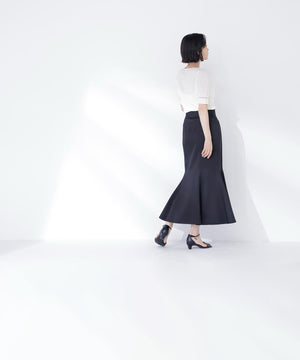 身長165　B:80 W:59 / H:85 / S:23.5 着用サイズ：FR