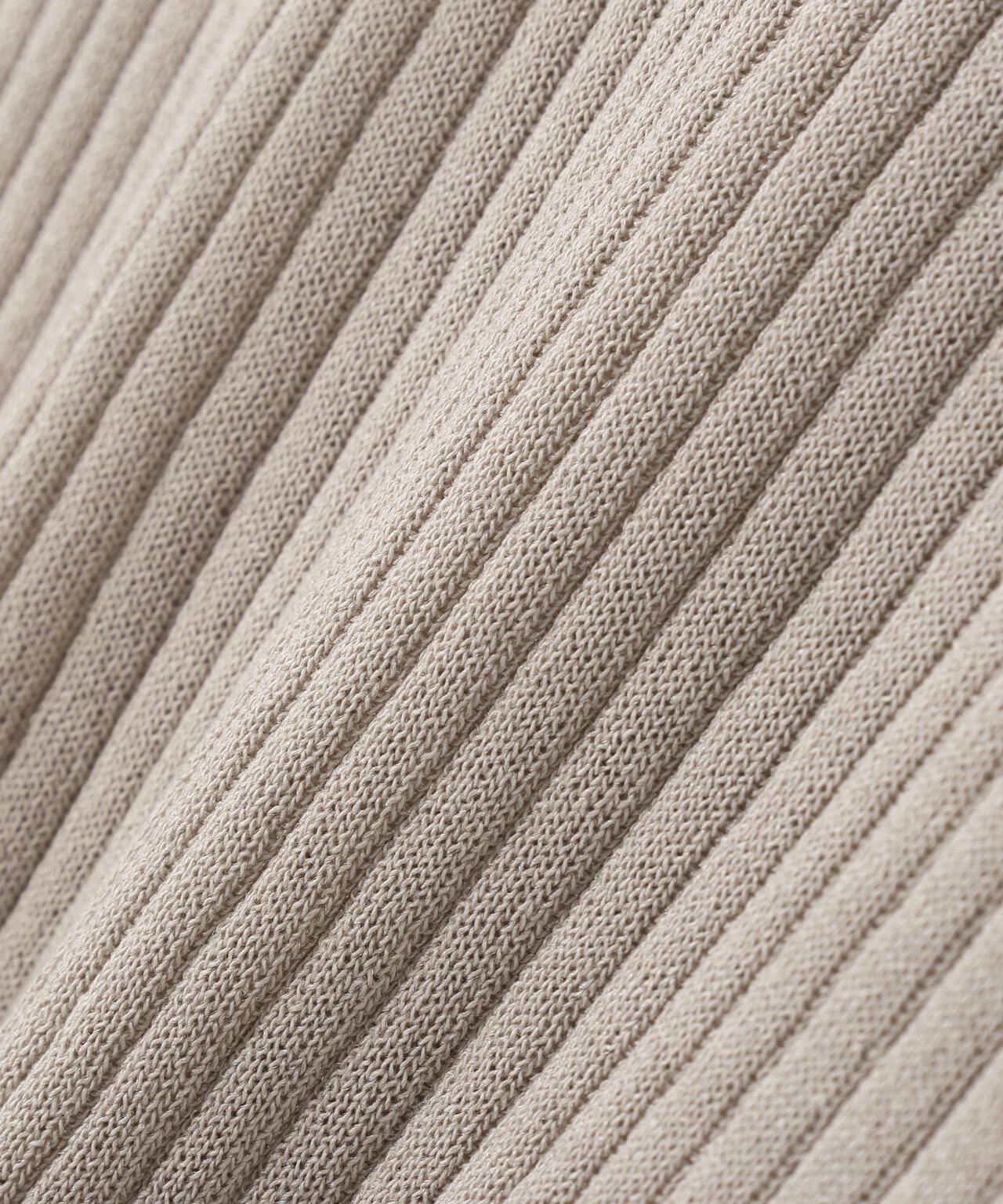 フロントボタンステッチニット