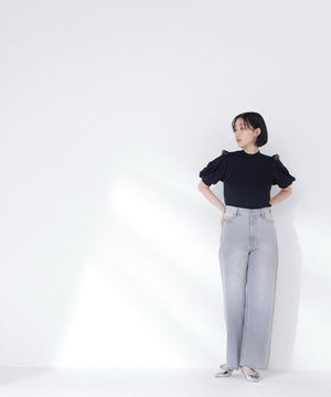 身長165　B:80 W:59 / H:85 / S:23.5 着用サイズ：FR