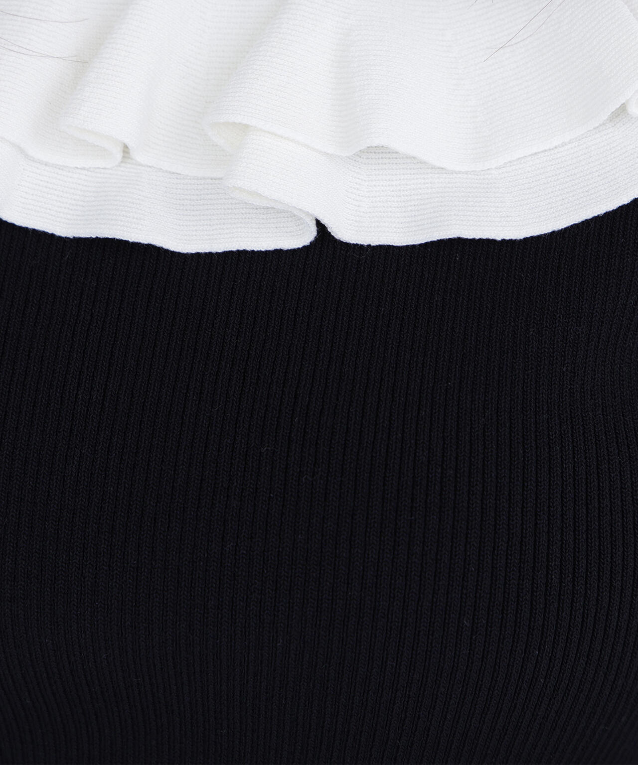 163cm 着用サイズ：FR