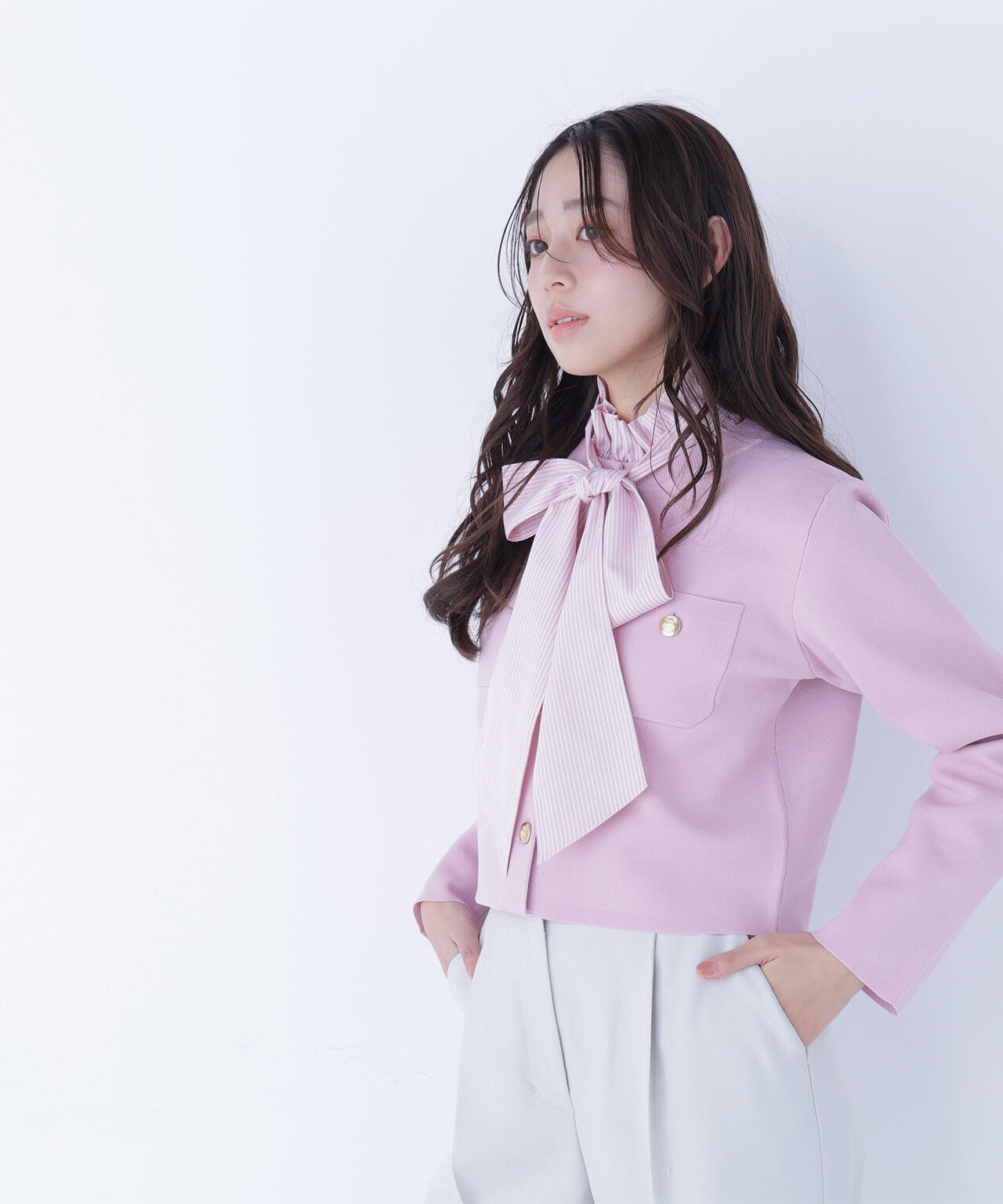 エンブレムボタンニットジャケット