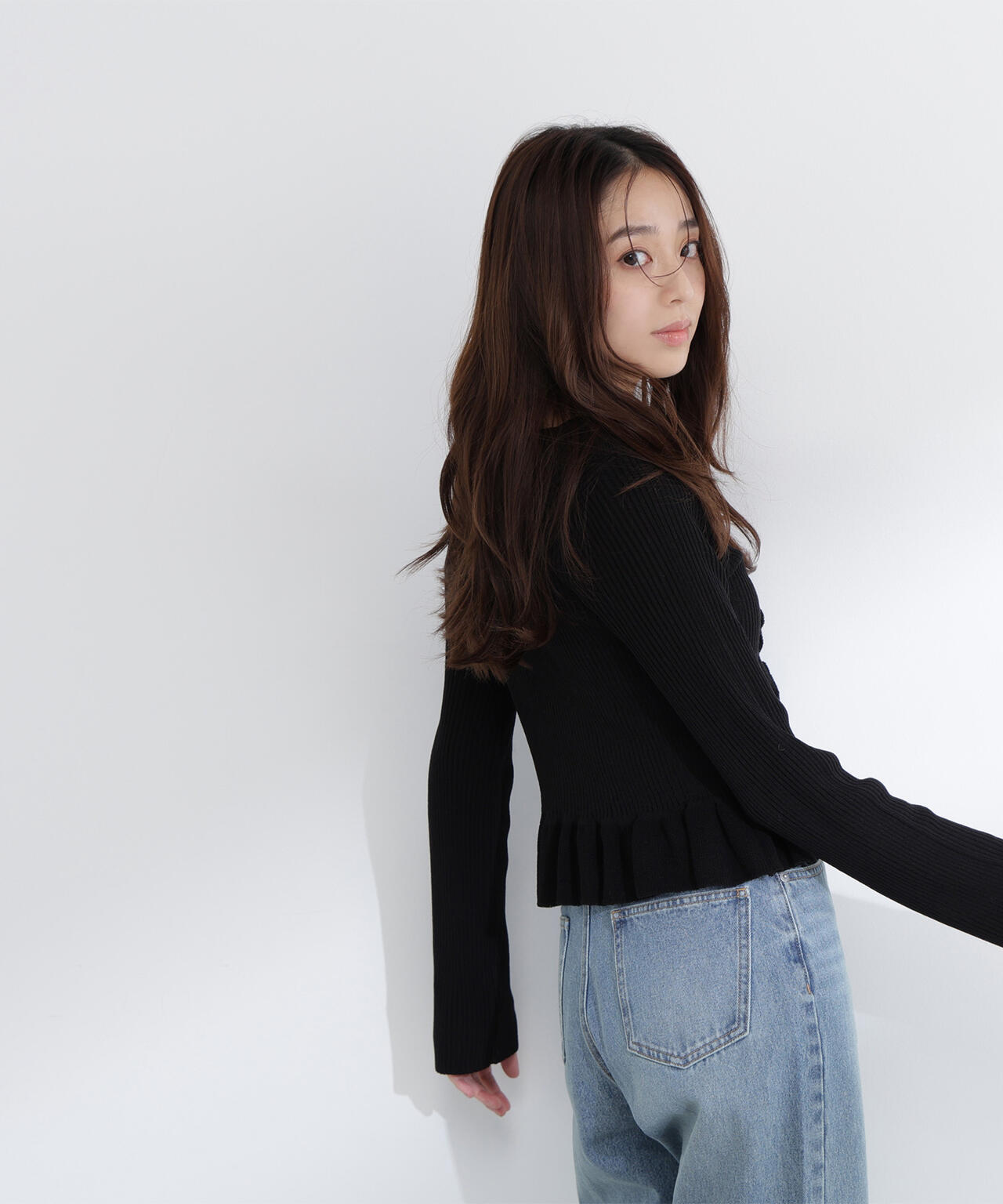 フリルトリムカーディガン