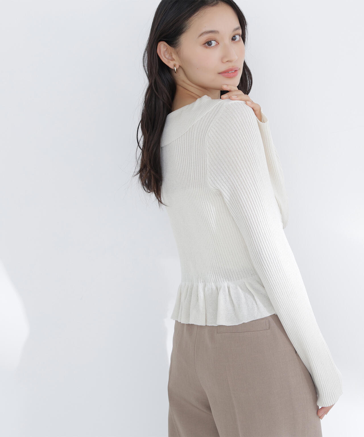 新品未開封　NATURAL BEAUTY BASIC フリルトリムカーディガン フリルトリムカーディガン | NATURAL BEAUTY BASIC（ナチュラル