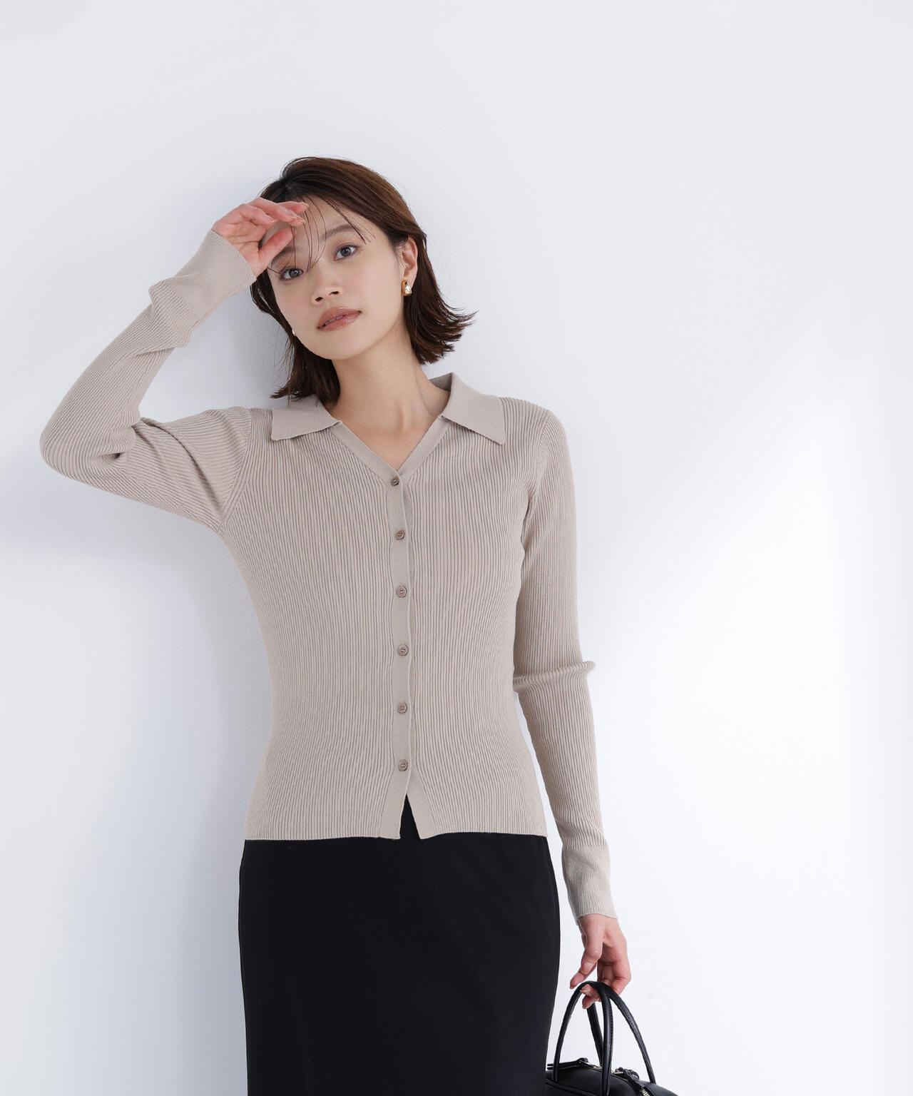 【WEB限定カラー：オレンジ】襟付Vネックリブニット