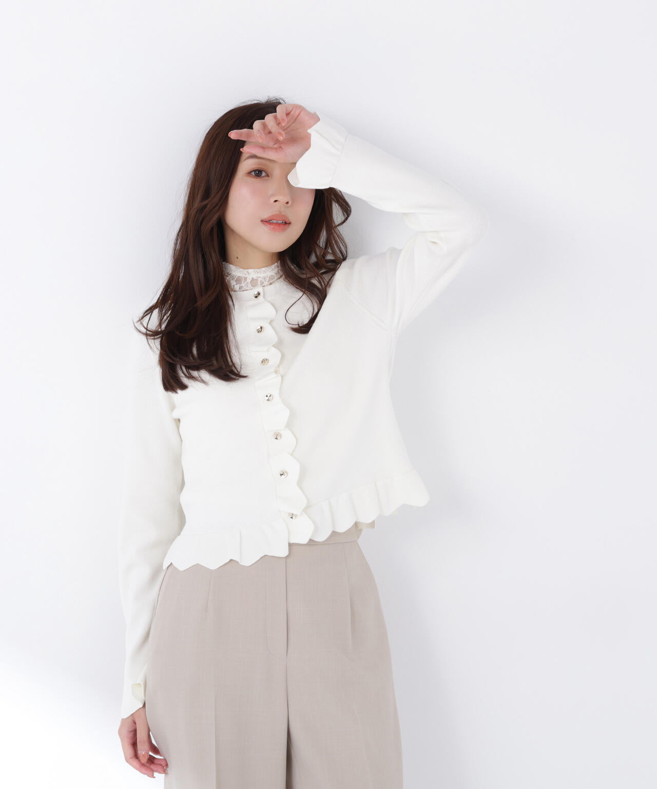 メタルボタンフリルカーディガン