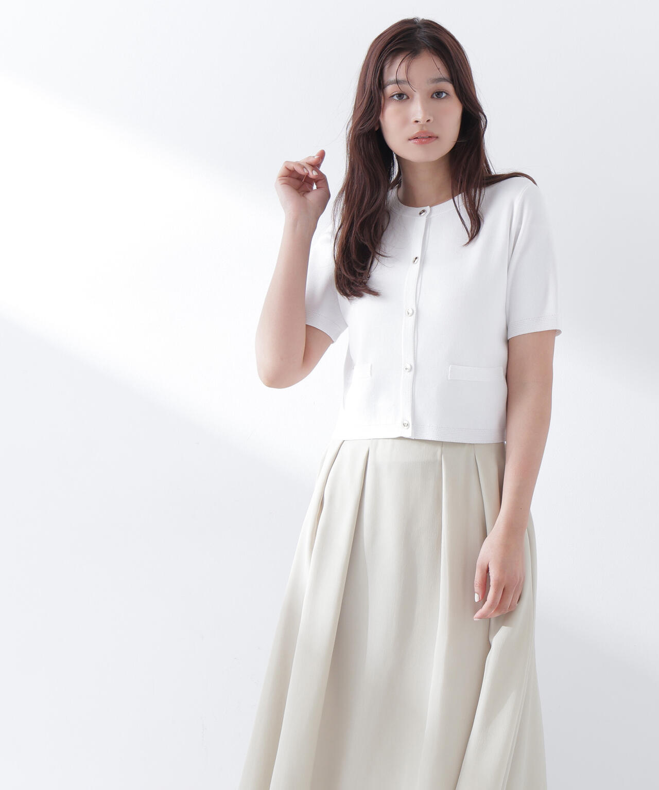新品同様 DESIGNWORKS シルク カーディガン 春夏 Oggi掲載】シルクブレンドカーディガン半袖 | NATURAL BEAUTY BASIC