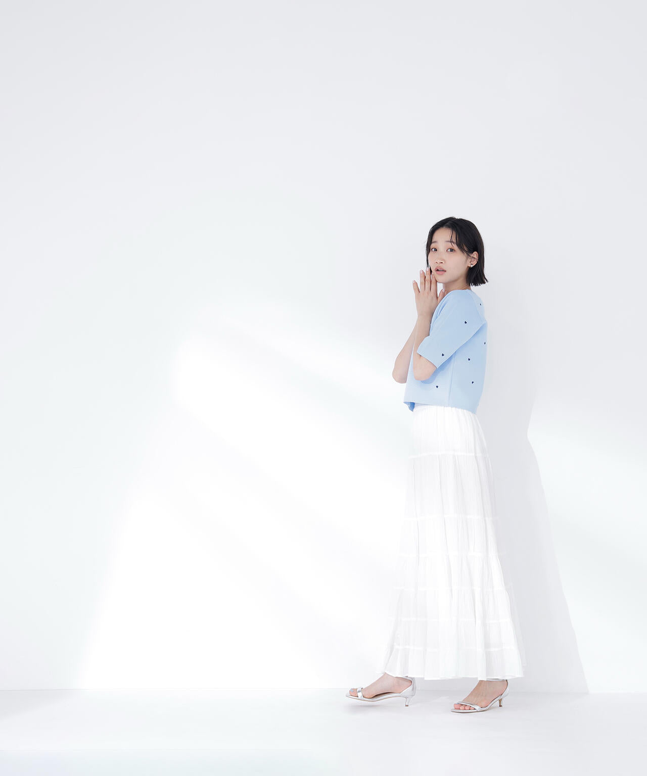 身長165　B:80 W:59 / H:85 / S:23.5 着用サイズ：FR