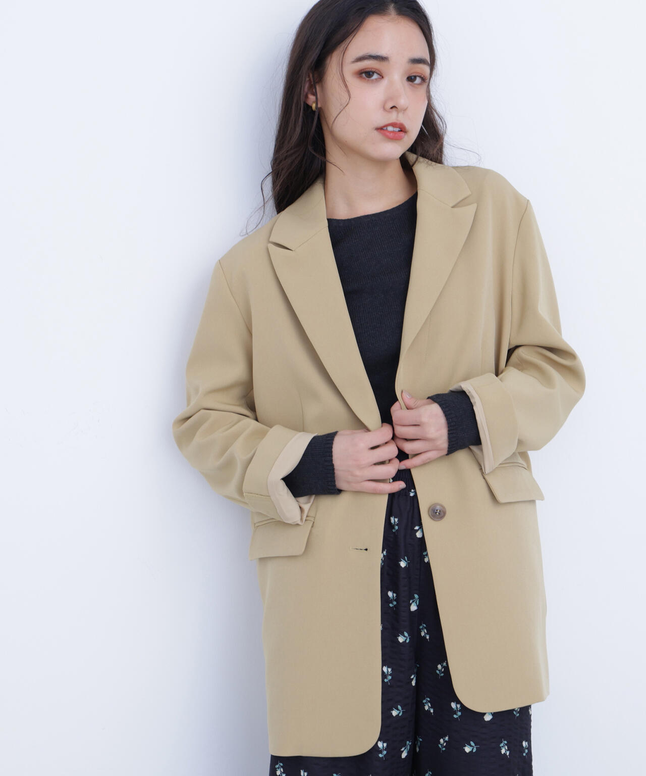 クルーネックリブニット