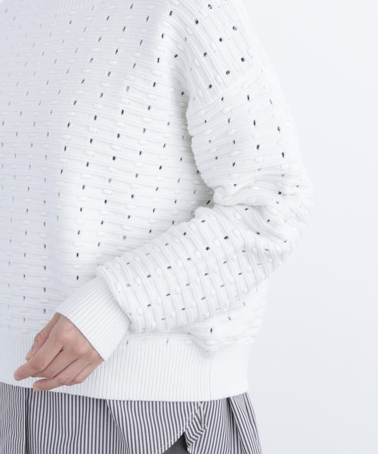 アイレットニットプルオーバー