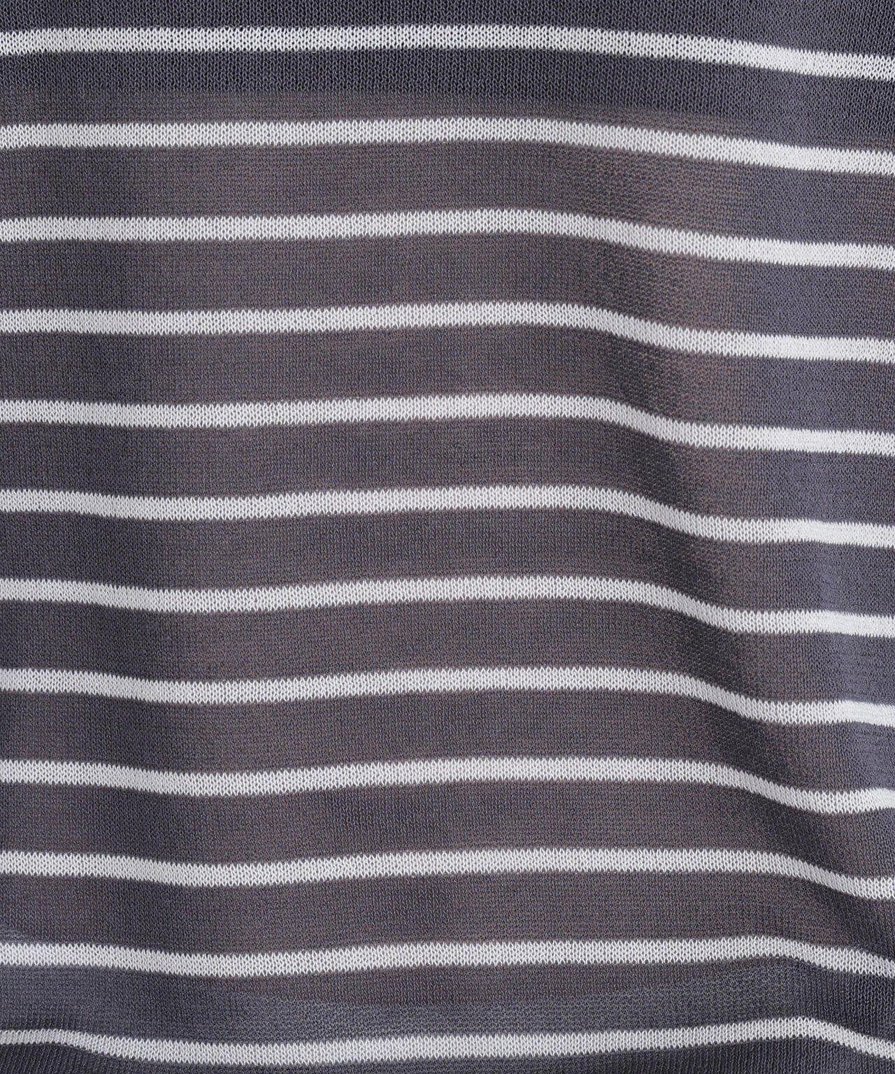 シアーボクシーニット