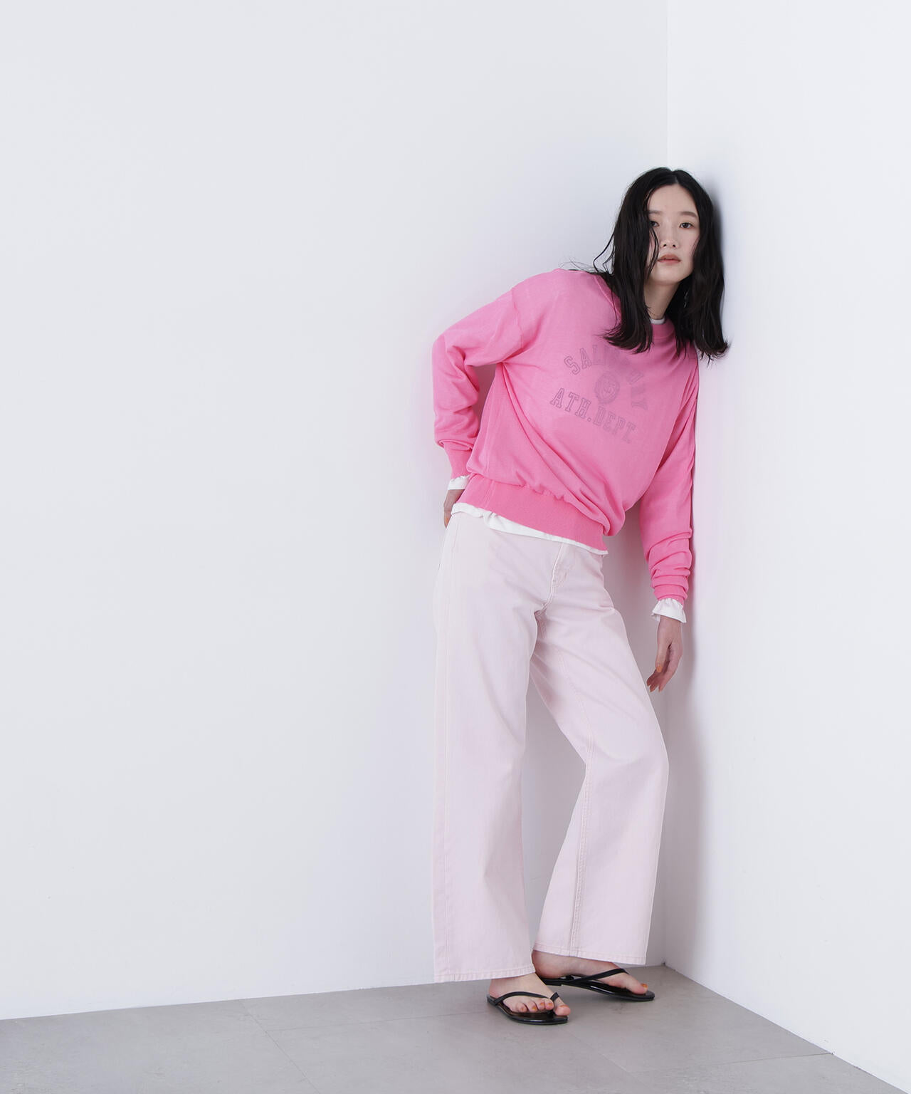 シアーボクシーニット