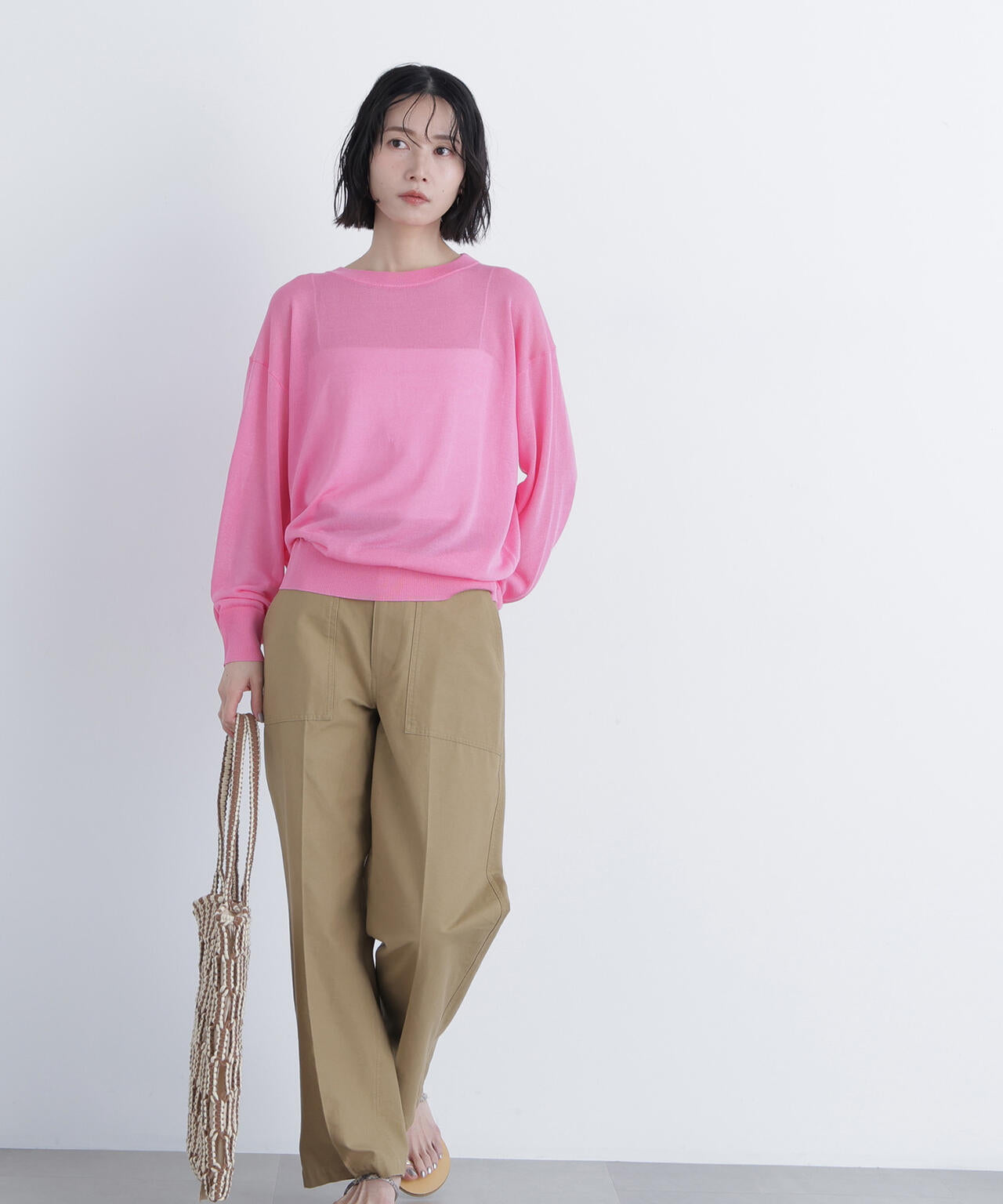 シアーボクシーニット