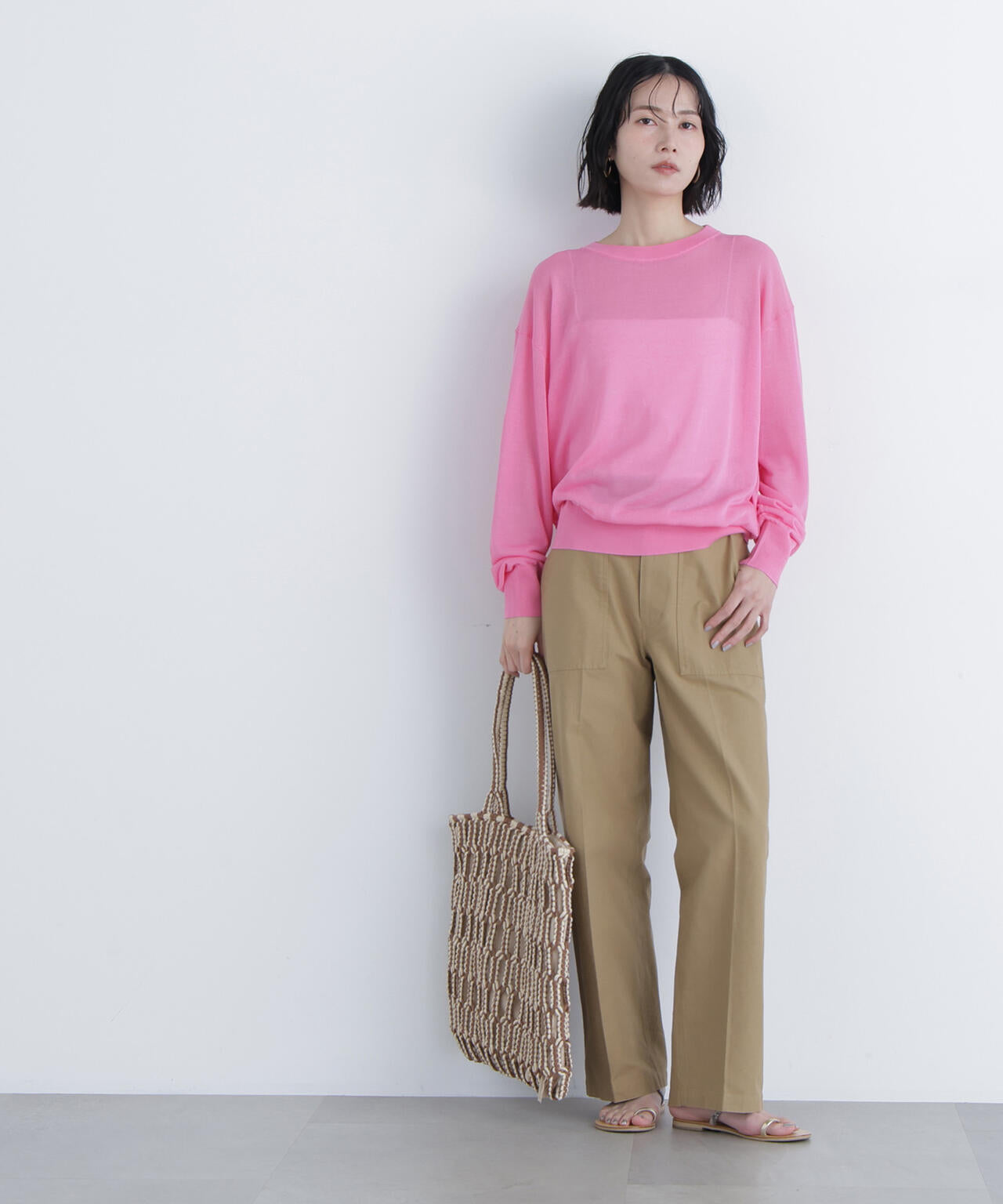 シアーボクシーニット