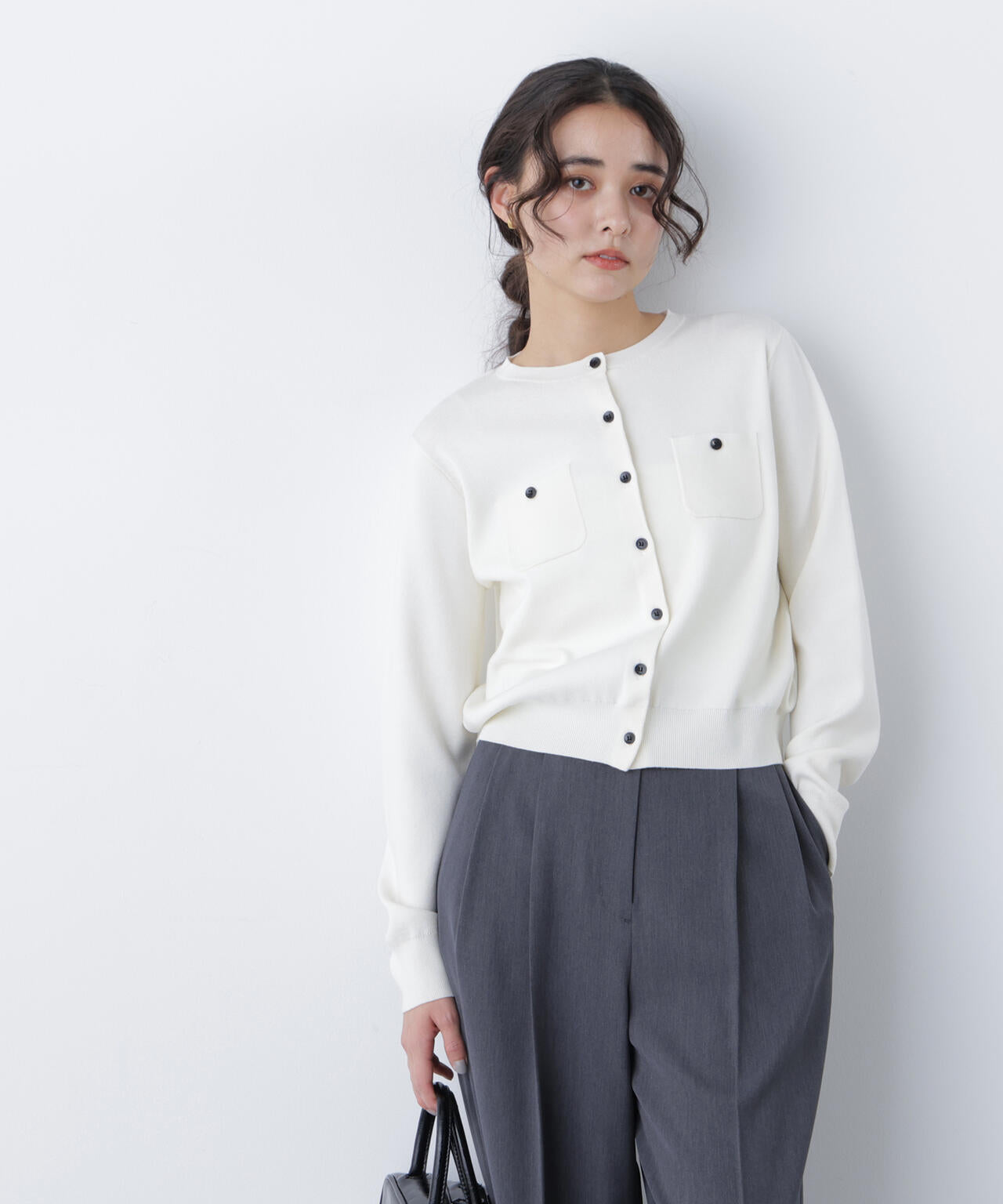 【銀座インズ・mix.tokyo 限定カラー：レッド】ベーシックポケットカーディガン