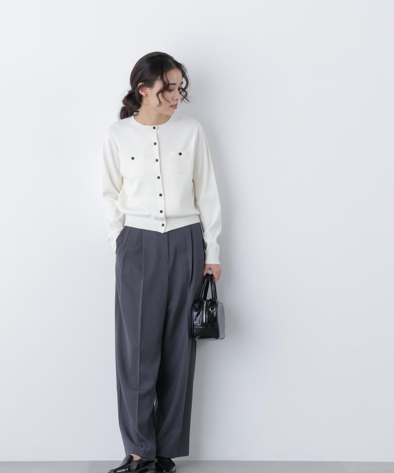 【銀座インズ・mix.tokyo 限定カラー：レッド】ベーシックポケットカーディガン