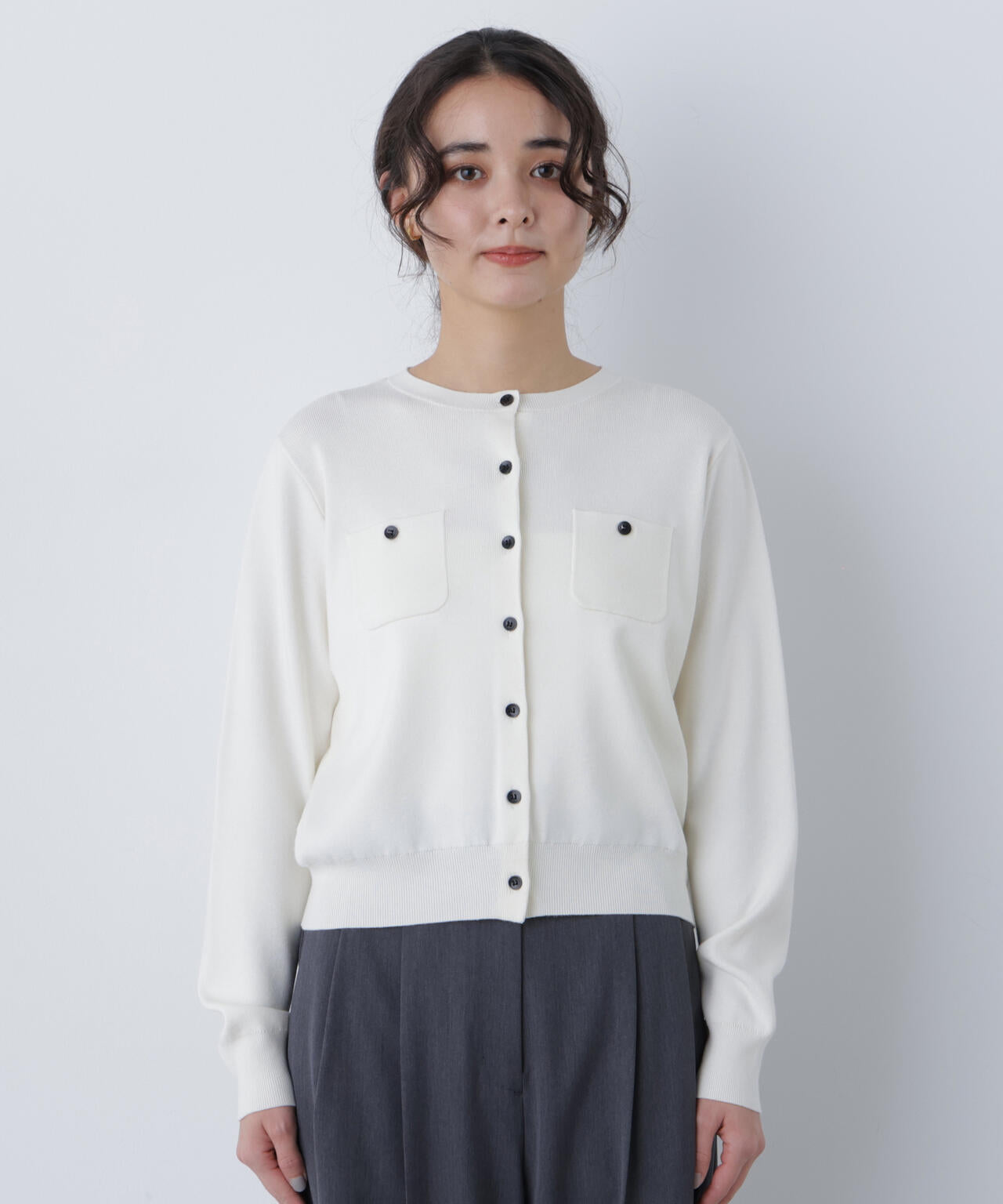 【銀座インズ・mix.tokyo 限定カラー：レッド】ベーシックポケットカーディガン