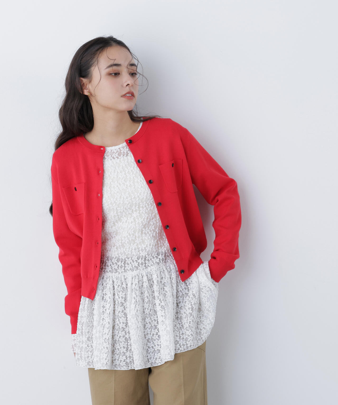 【銀座インズ・mix.tokyo 限定カラー：レッド】ベーシックポケットカーディガン
