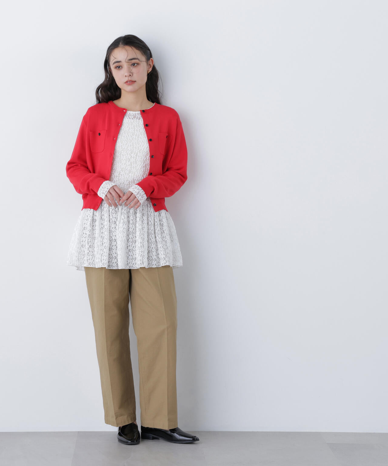 【銀座インズ・mix.tokyo 限定カラー：レッド】ベーシックポケットカーディガン